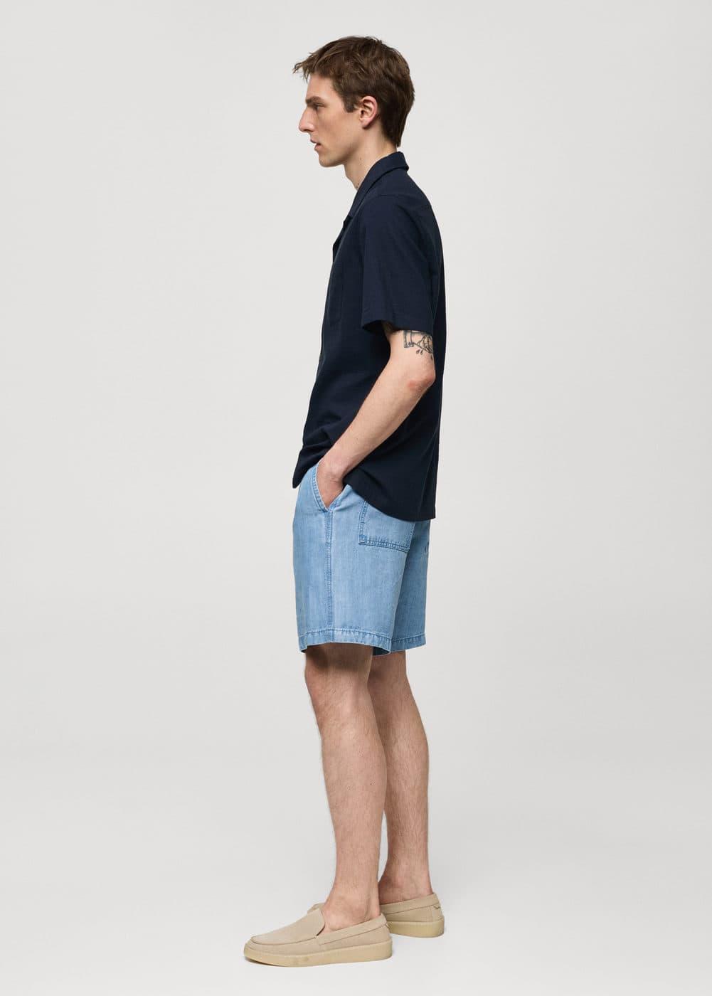 Hemp and lyocell-blend pleated bermuda shorts - Men | MANGO USA Product Image