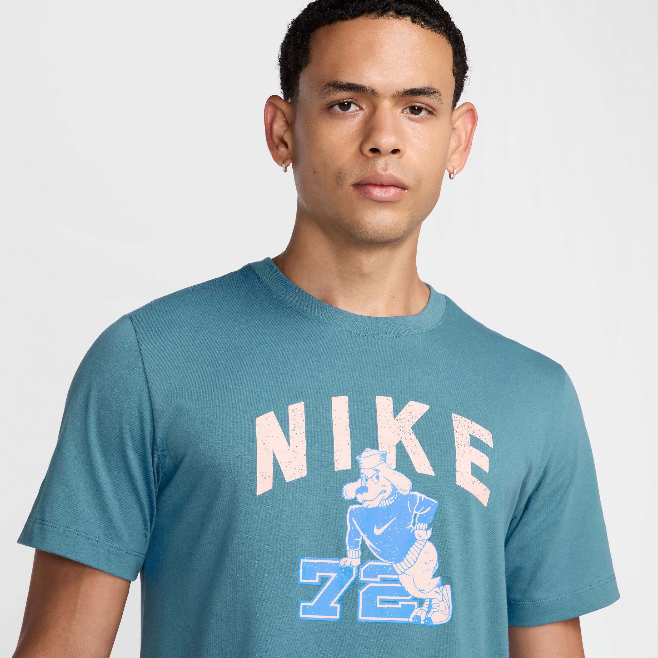 Nike Men's Fitness T-Shirt Product Image