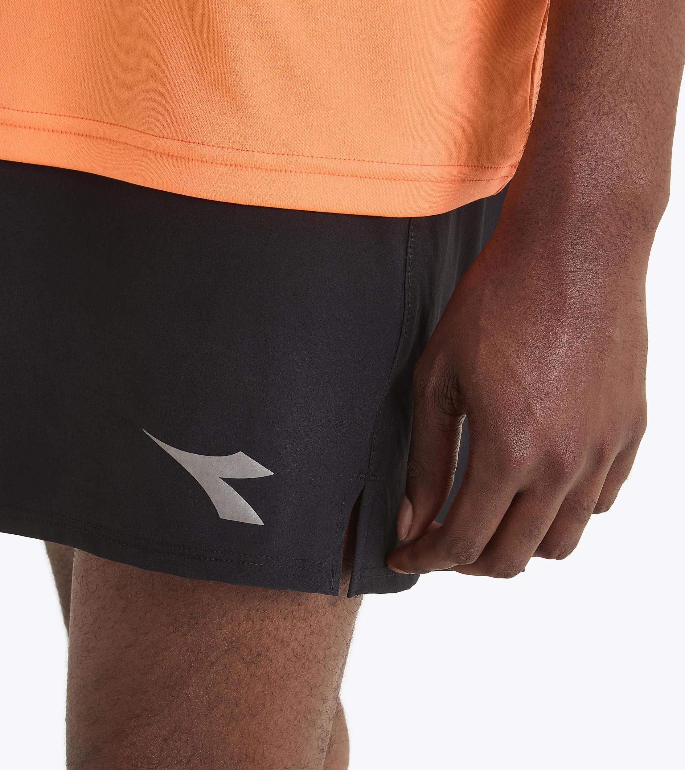 SHORTS RUN 5 Product Image
