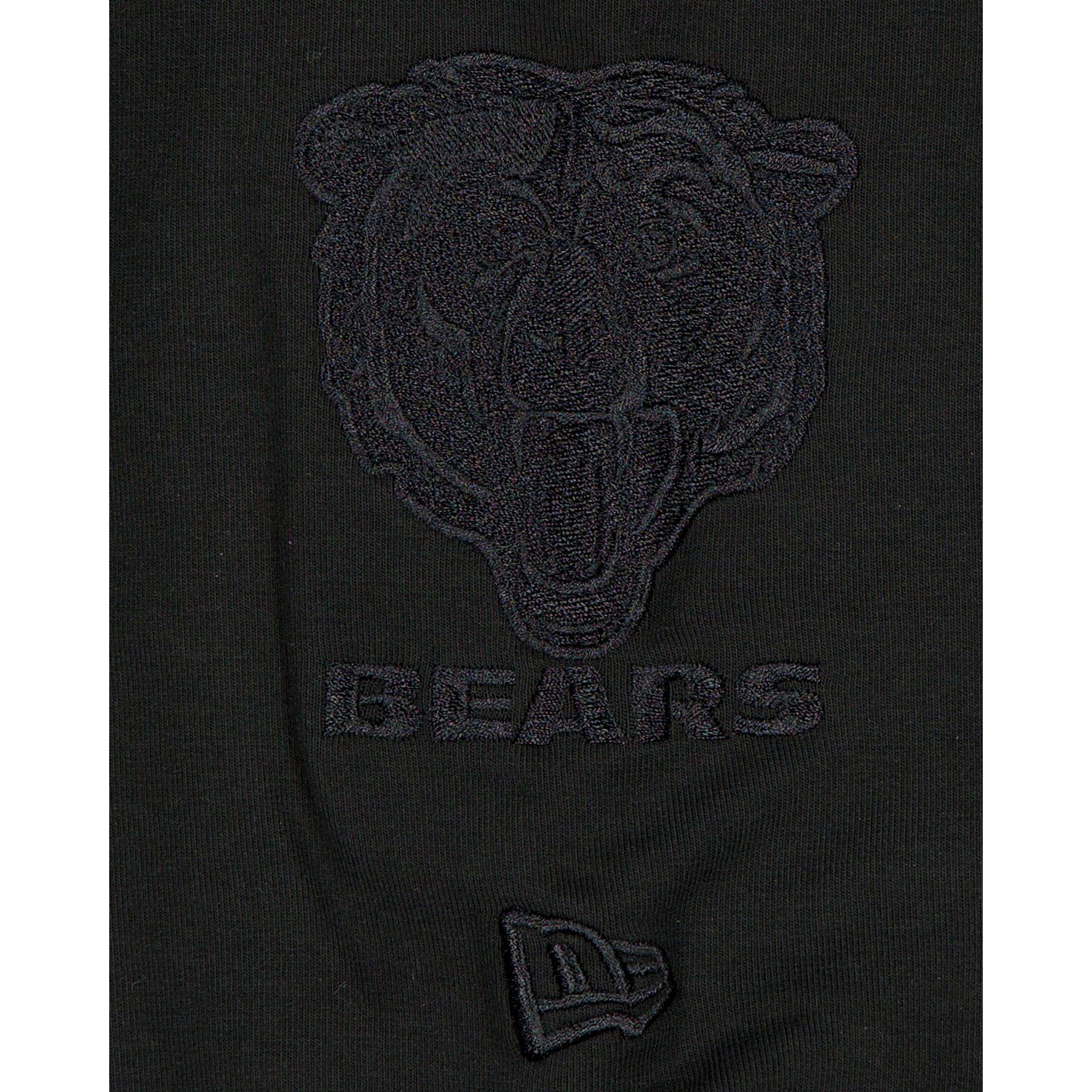 Chicago Bulls Black on Black Logo Select Hoodie Male Product Image