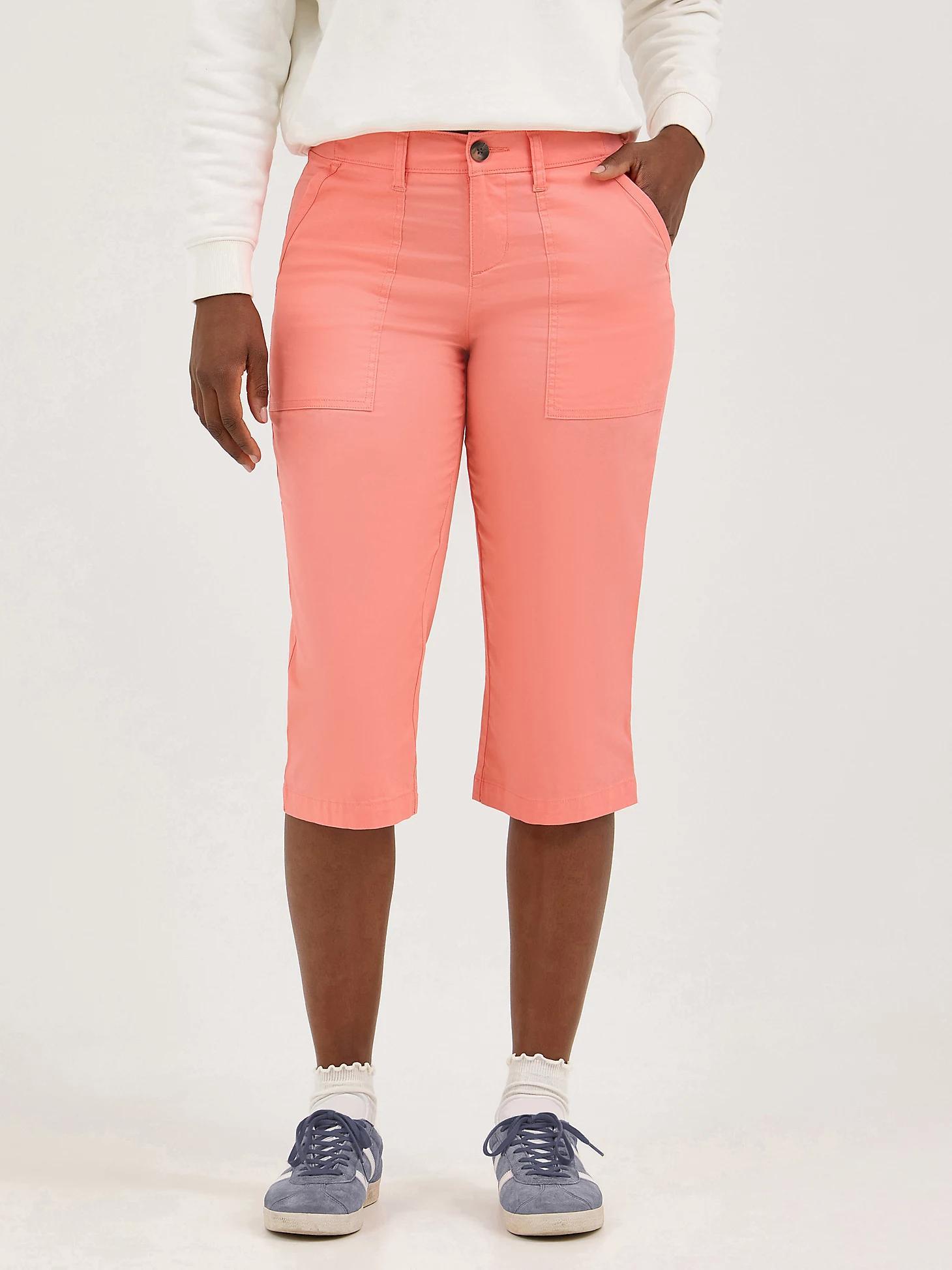 Women's Ultra Lux Comfort with Flex-to-Go Relaxed Fit Utility Skimmer | Women's Capris & Crops | Lee® Product Image