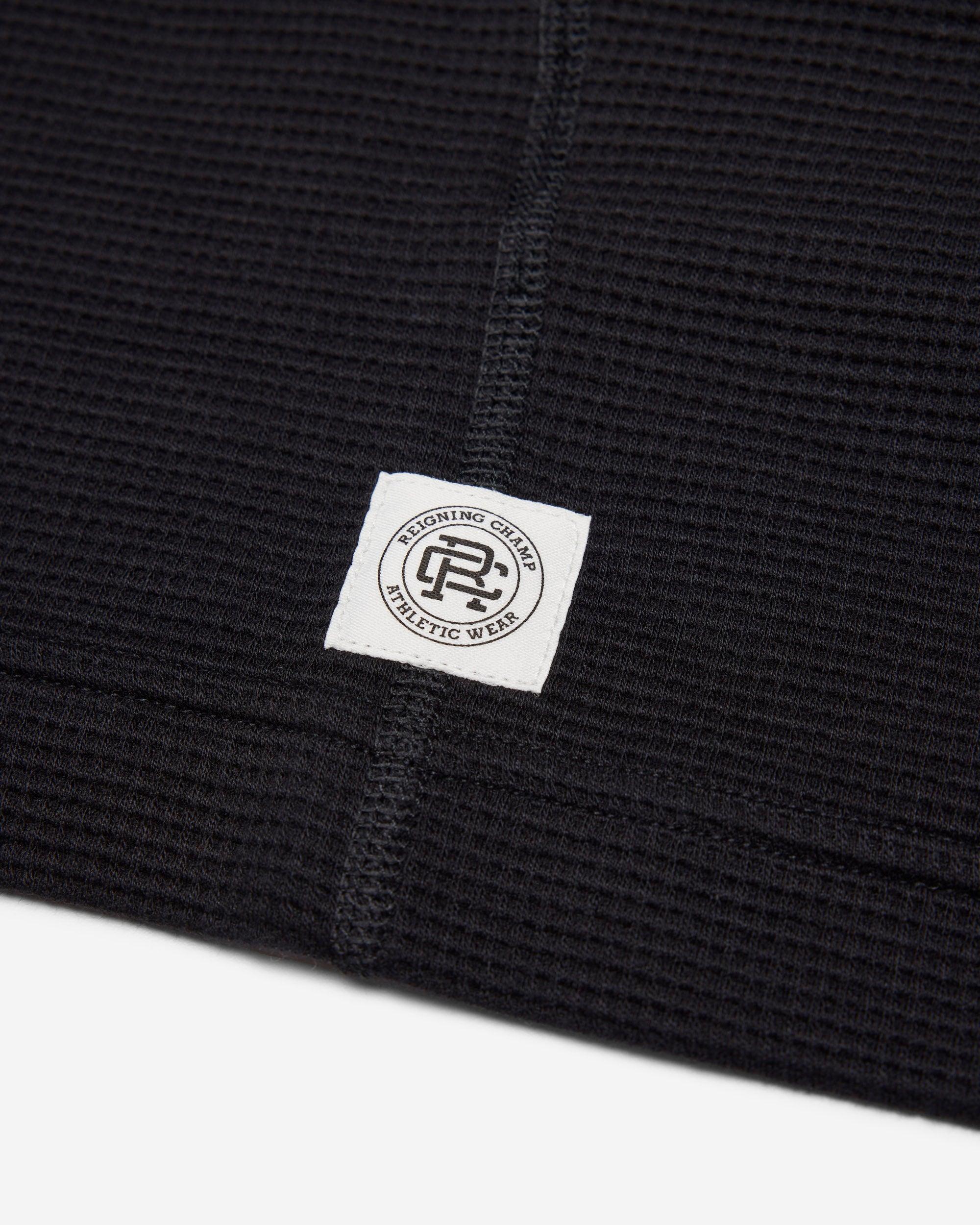 Lightweight Waffle Standard Long Sleeve Male Product Image