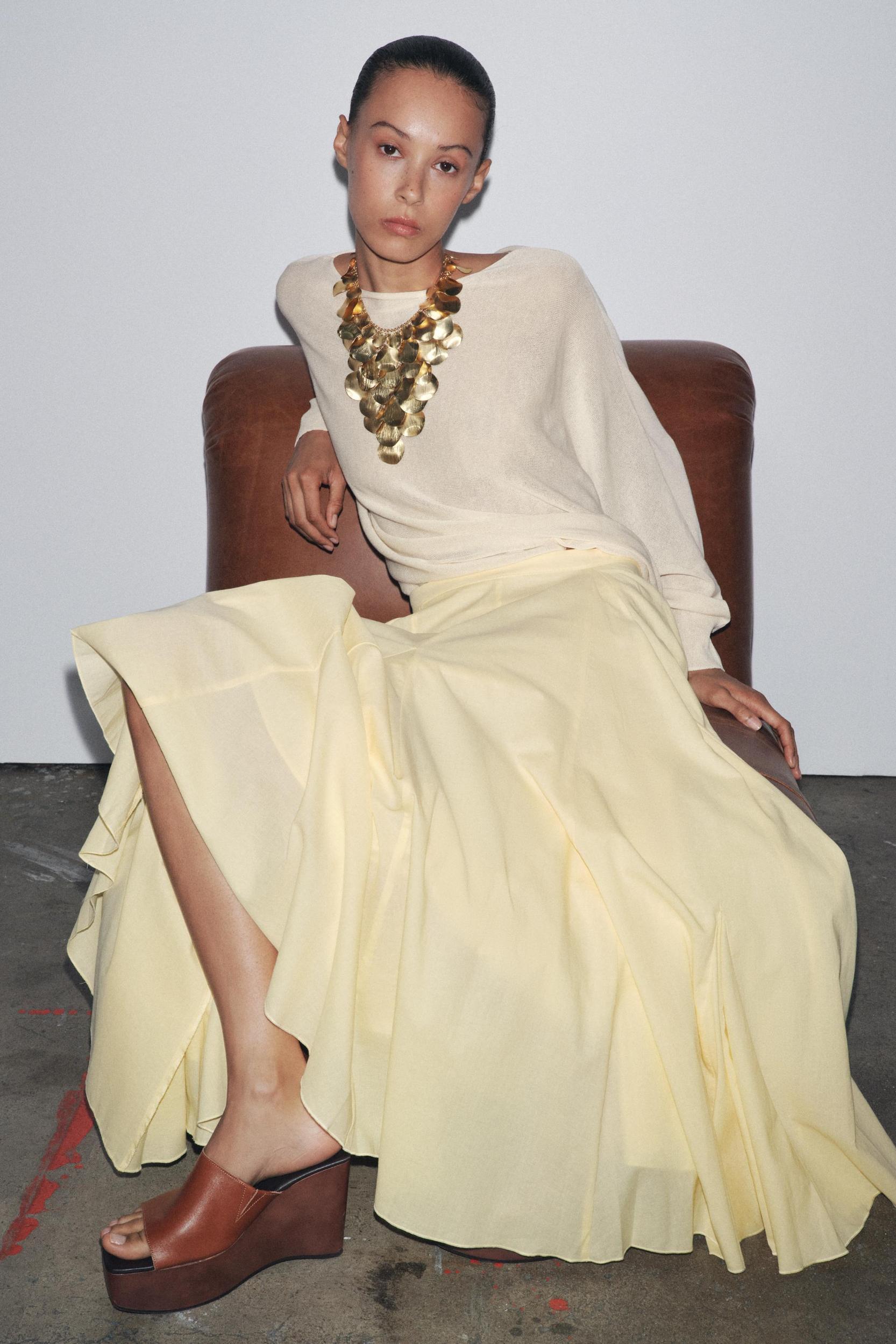 ZW COLLECTION FLARED MIDI SKIRT Product Image