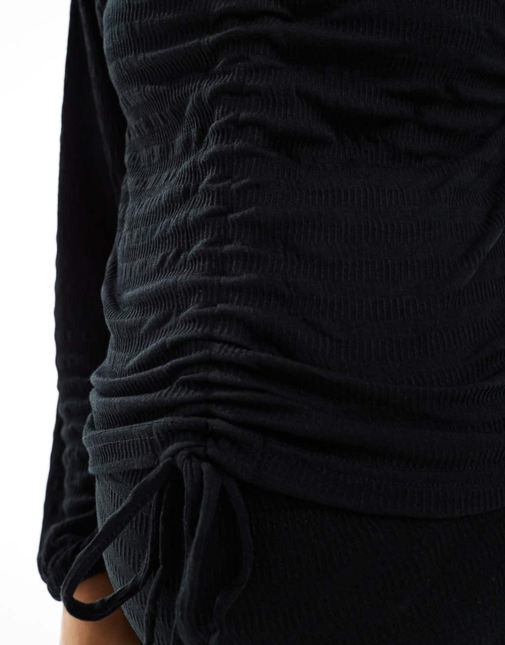 Mamalicious Maternity ruched jersey top in black - part of a set Product Image