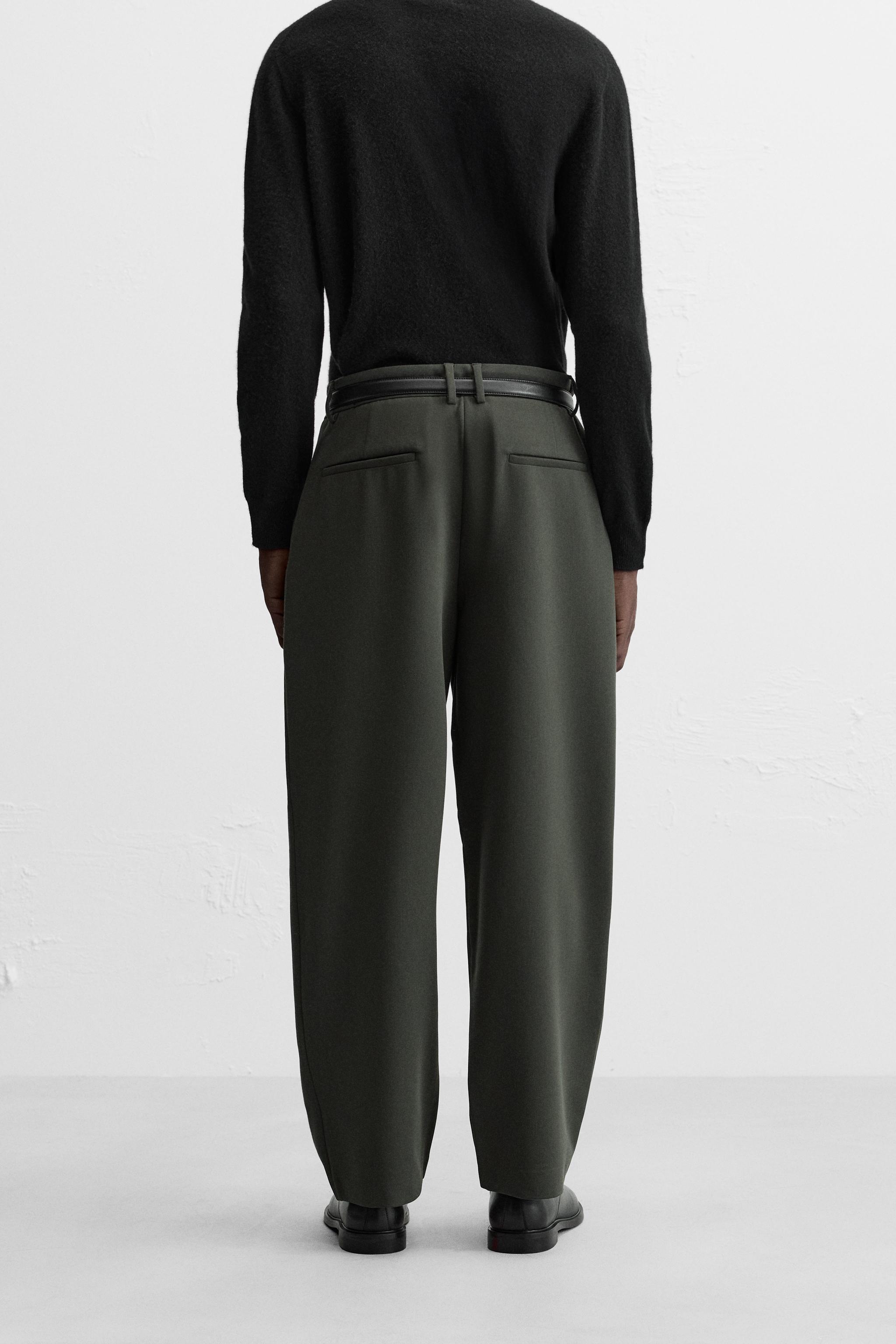 RELAXED FIT PLEATED PANTS Product Image