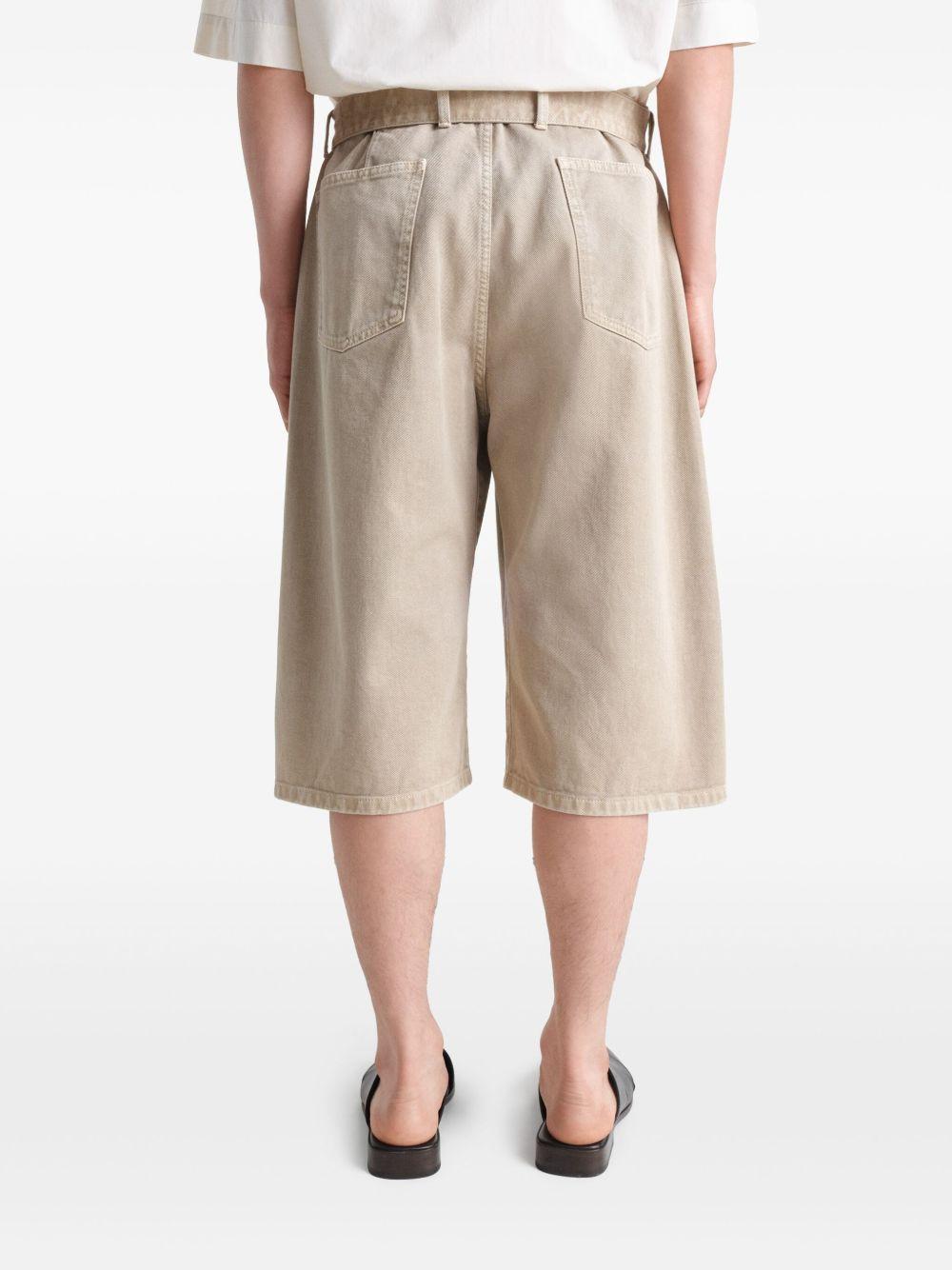 Twisted shorts Product Image