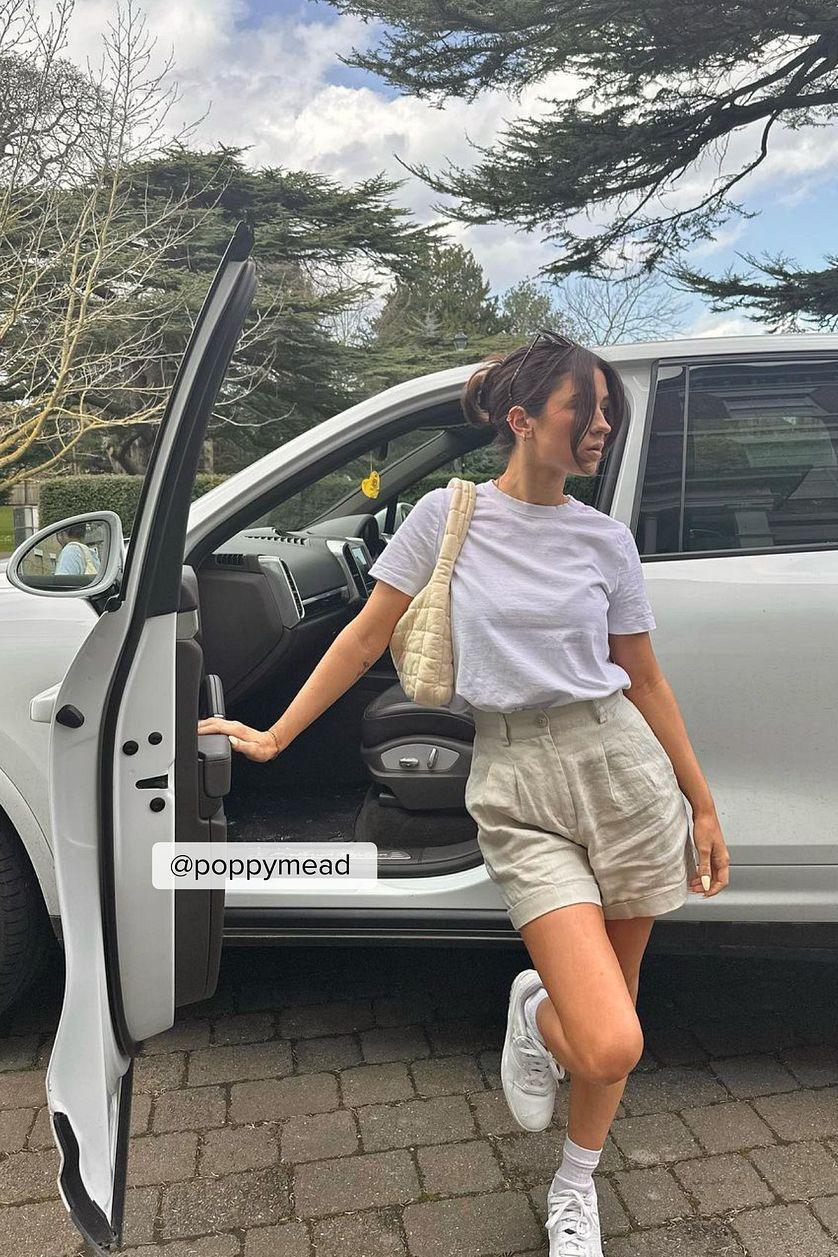 Linen Folded Shorts Product Image