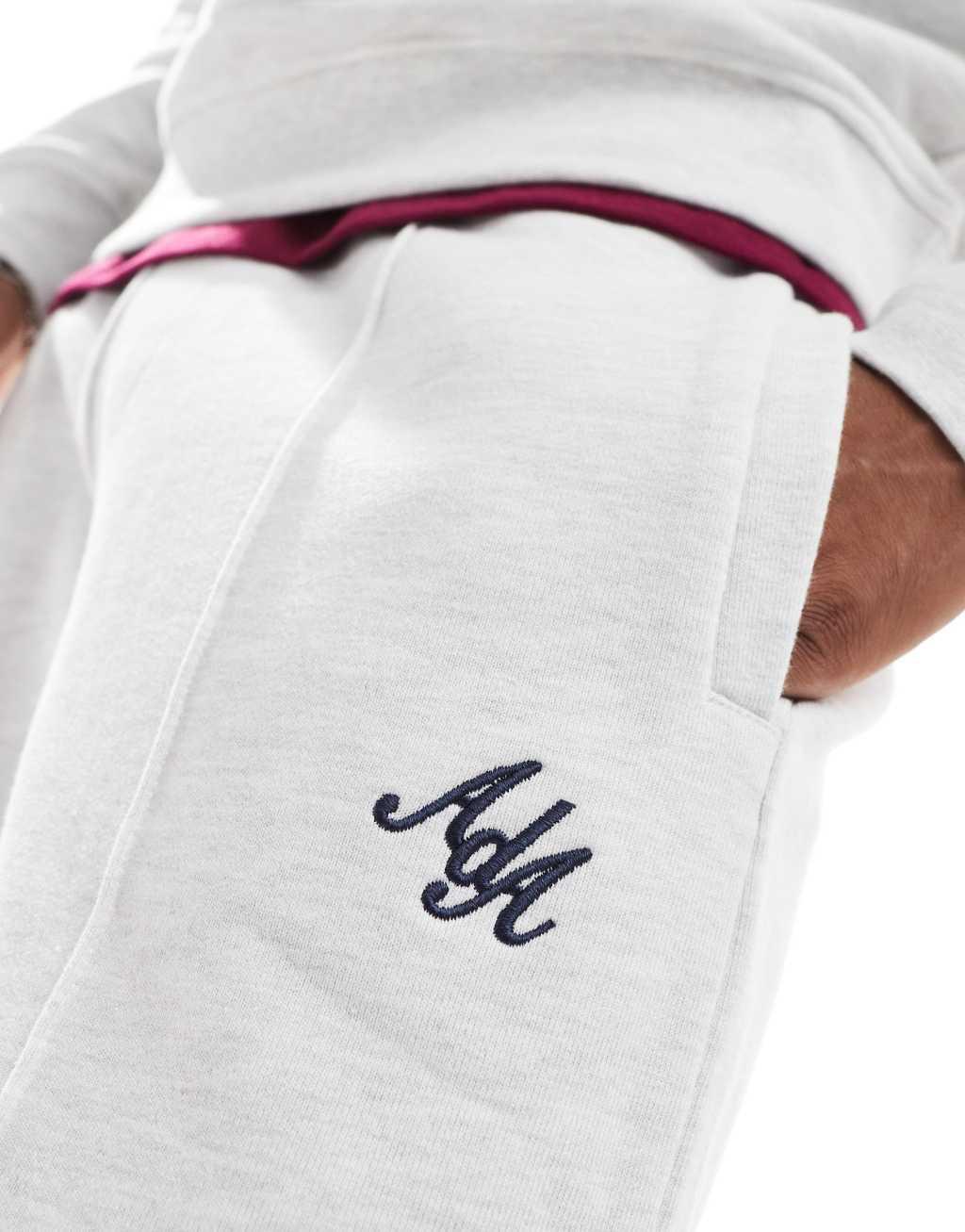 Alma de Ace logo sweatpants in gray heather  Product Image