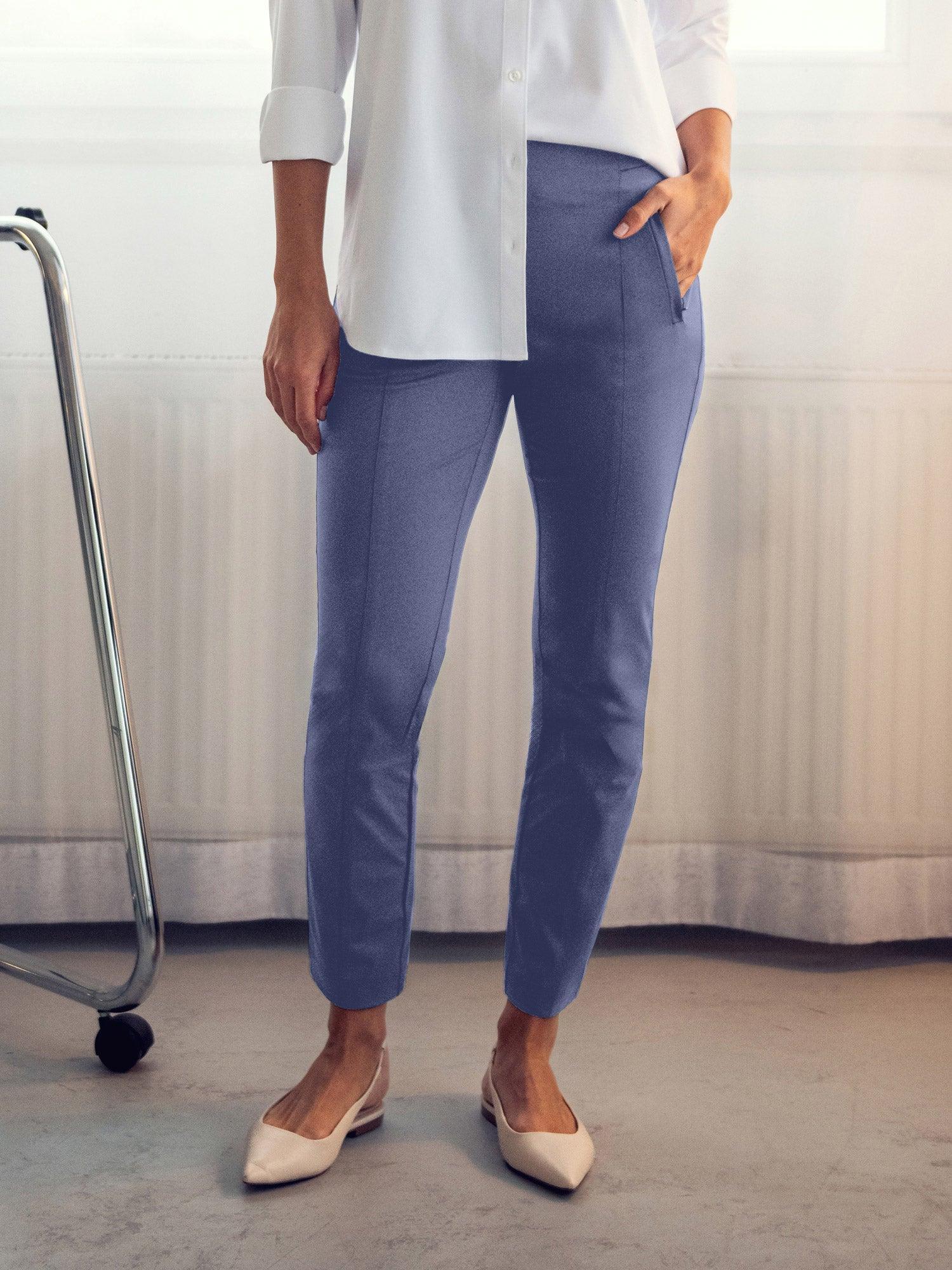 Women's Kinetic Pintuck Pant Product Image