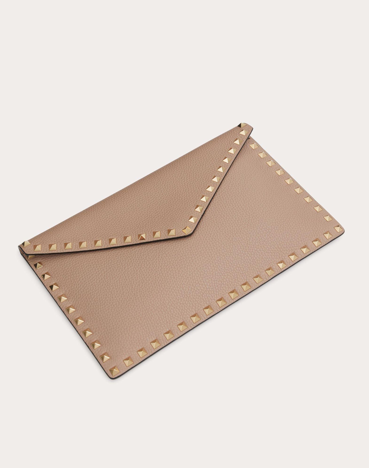 ROCKSTUD GRAINY CALFSKIN ENVELOPE POUCH Product Image