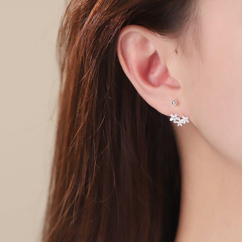 S999 Sterling Silver Floral Stud Earring Product Image