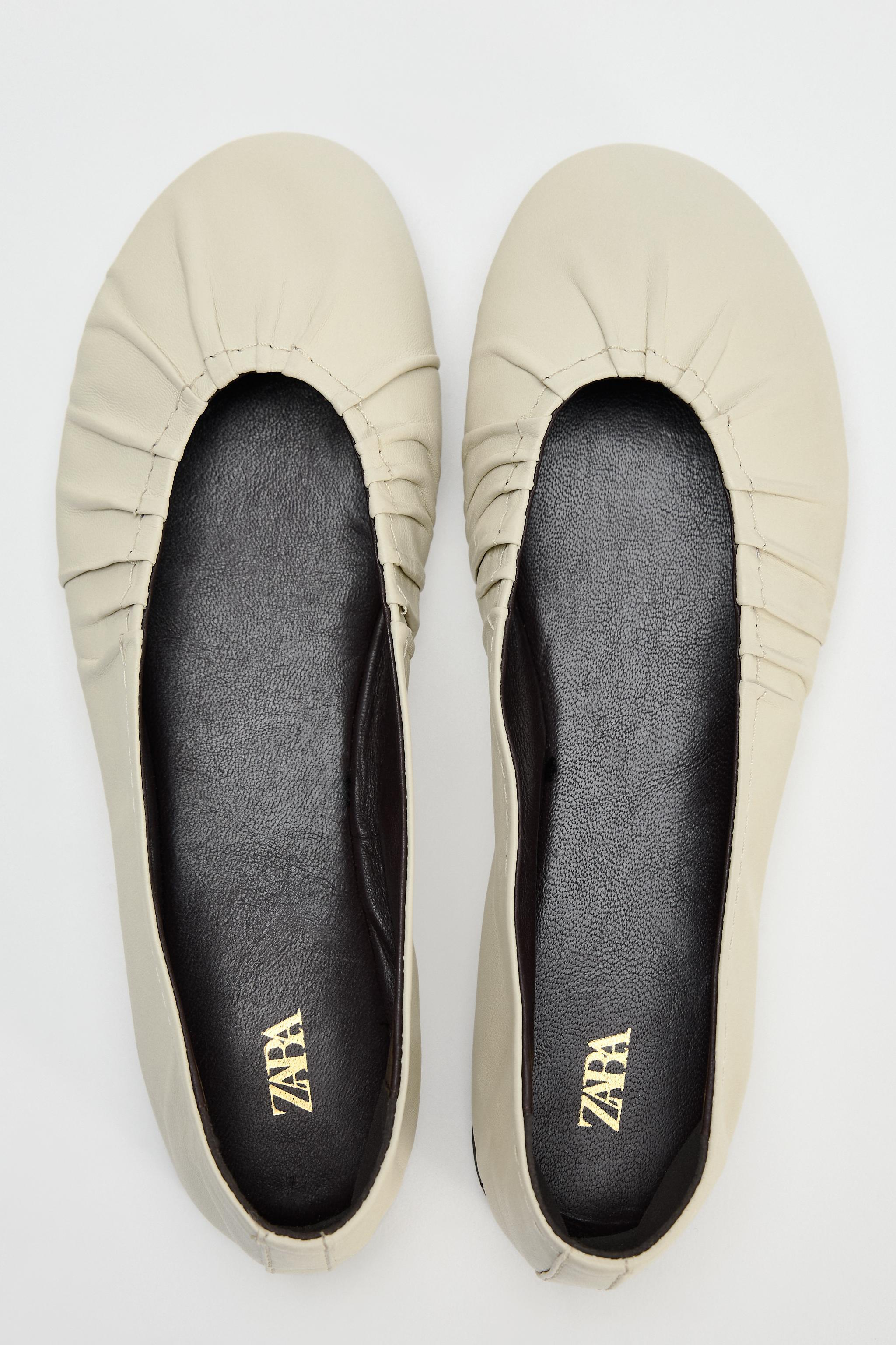 LEATHER BALLET FLATS Product Image