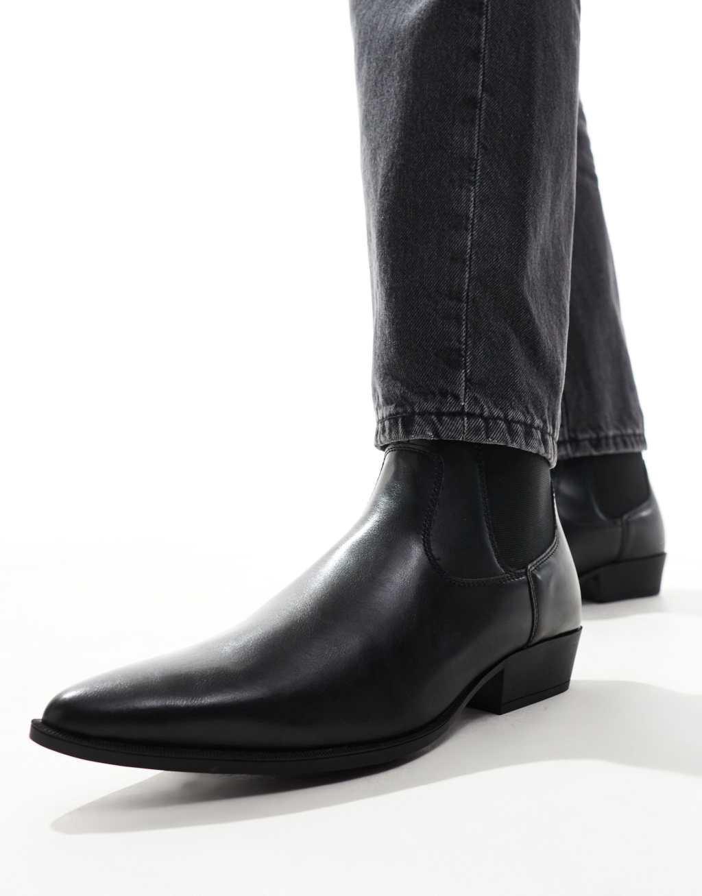 ASOS DESIGN Chelsea boots in black with Cuban heel Product Image