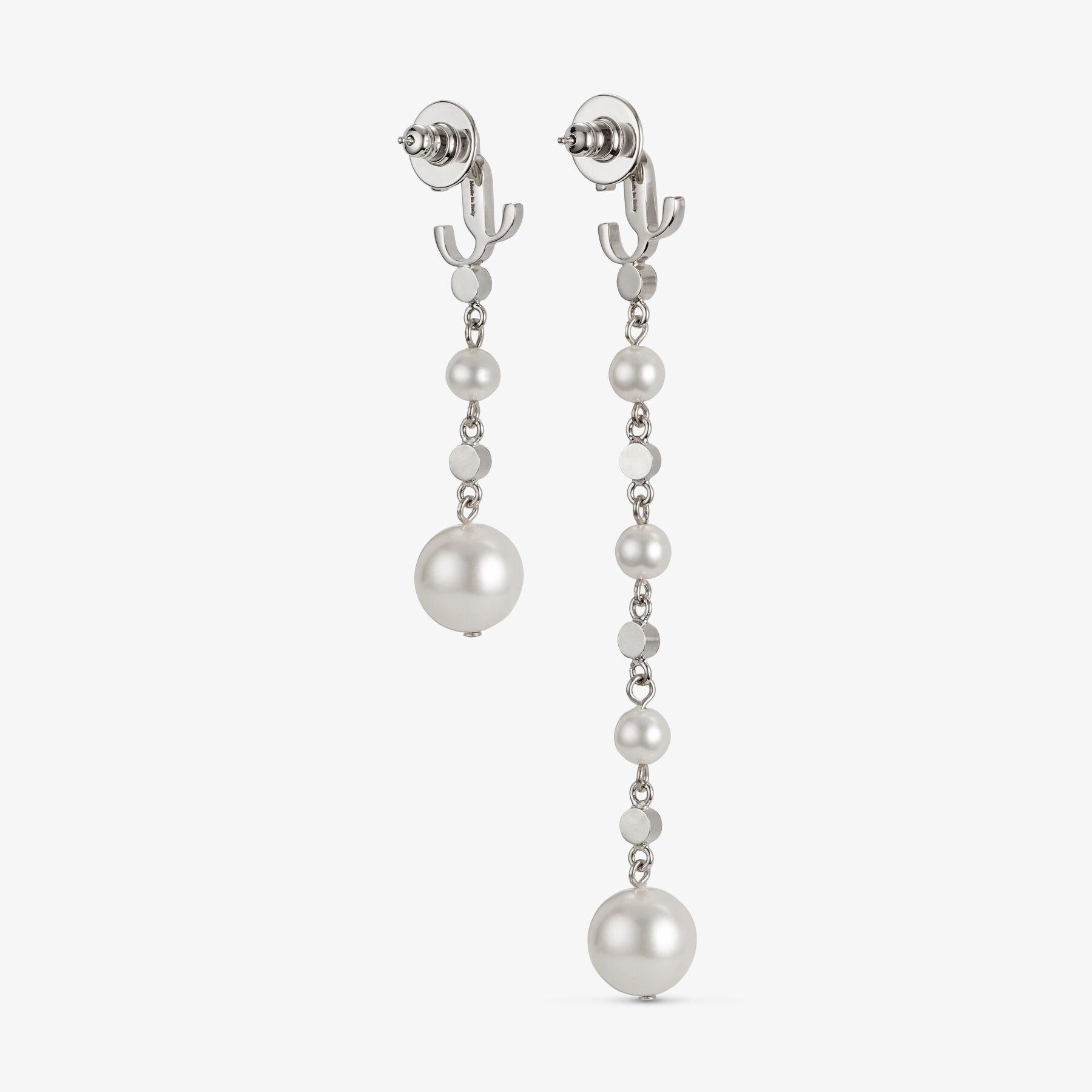 Pearl Drop Earring Product Image