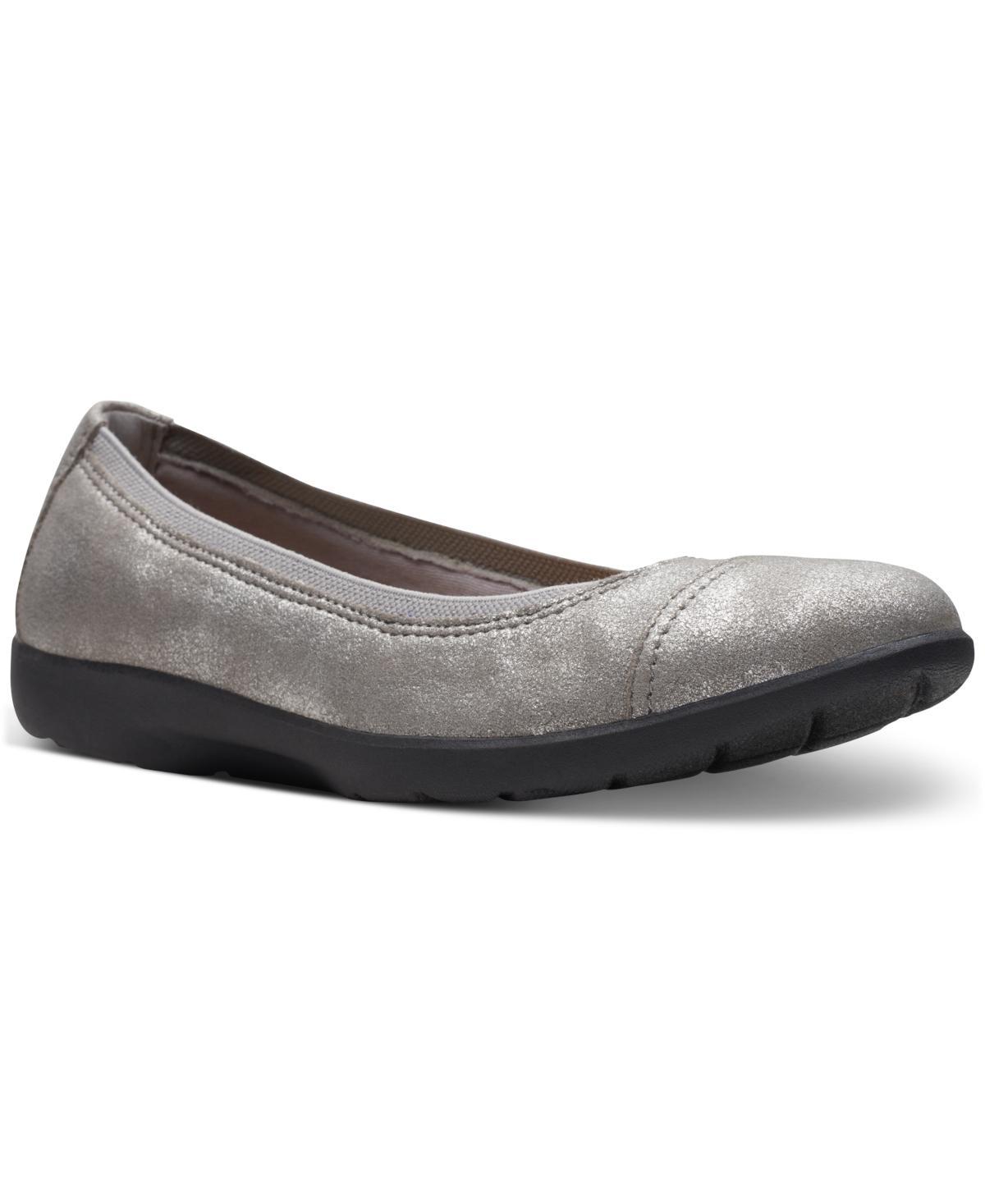 Clarks Meadow Opal Womens Leather Casual Shoes Product Image