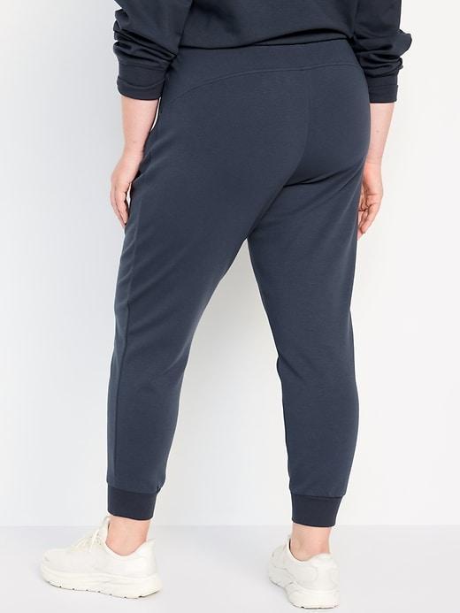 High-Waisted Dynamic Fleece Joggers Product Image