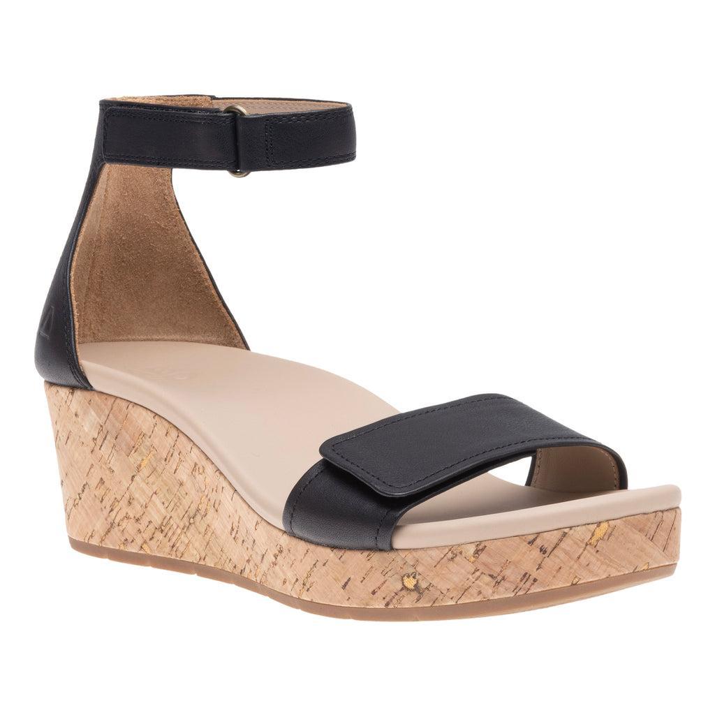 Riviera Ankle Sandal Metatarsal Female Product Image