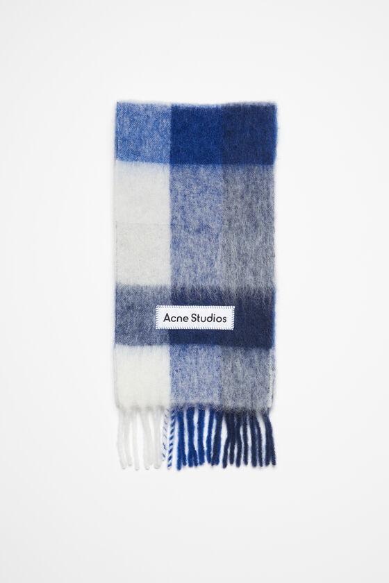 Mohair checked scarf Product Image