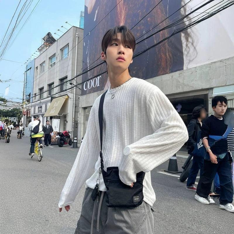 RT No. 19042 WHITE CREWNECK LONGSLEEVE Product Image