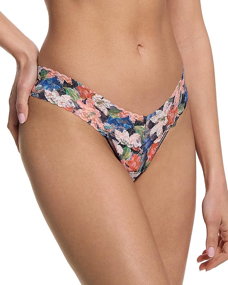 Signature Lace Low Rise Printed Thong Product Image