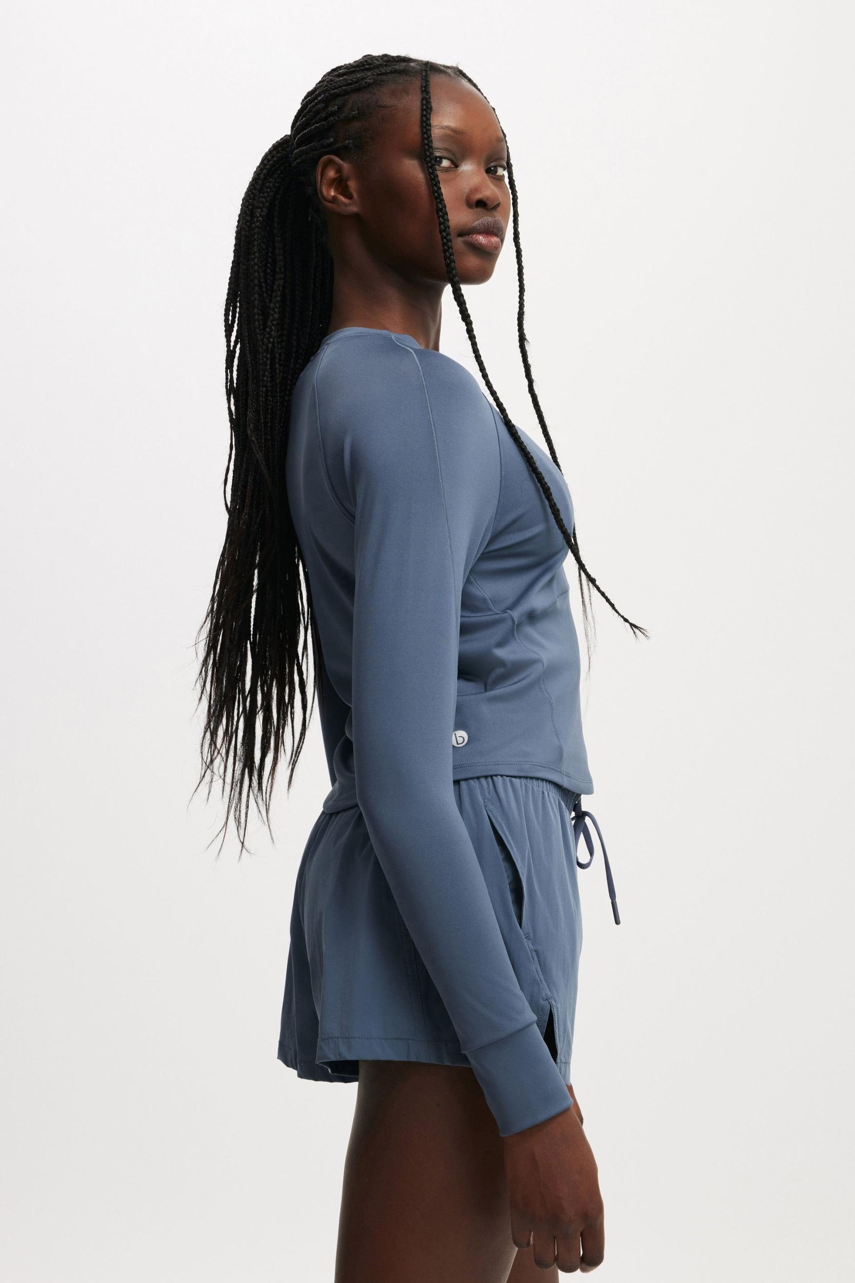 Active Workout Longsleeve Product Image