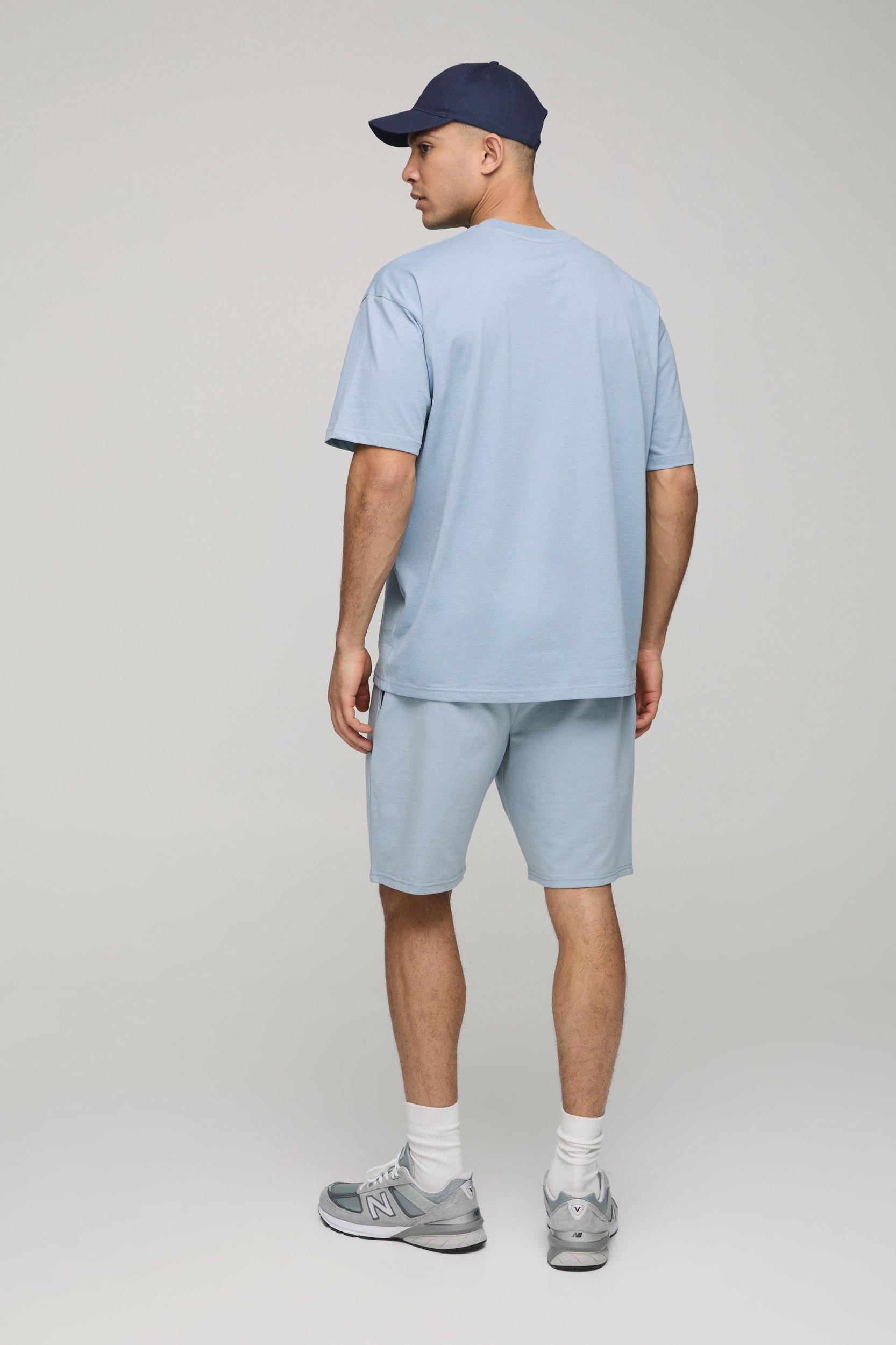 260GSM Loopback Basic MAN. Relaxed Mid Length Shorts | boohooMAN USA Product Image