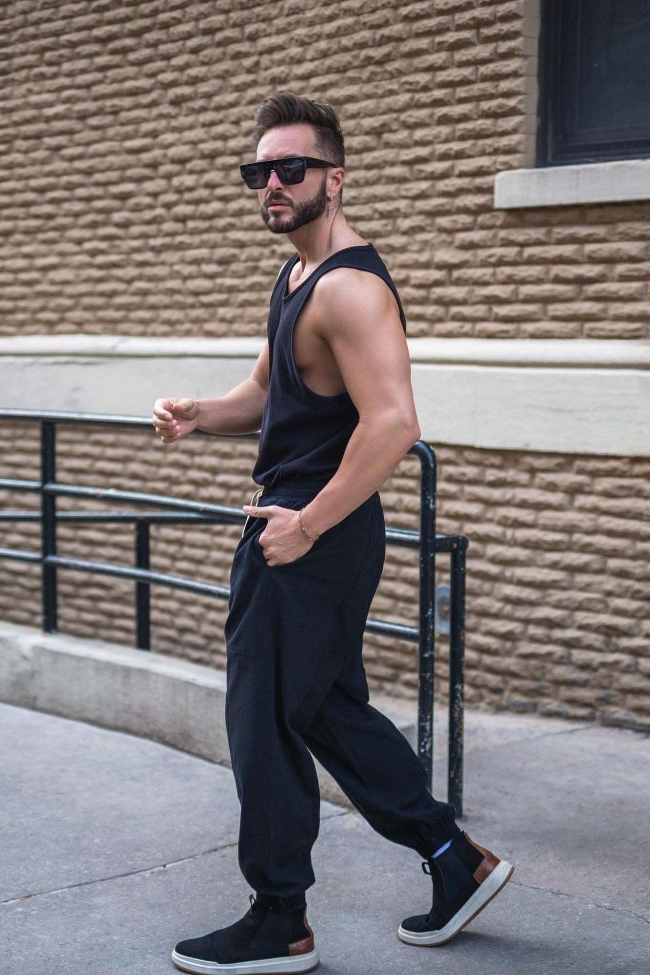 Essential Tank Top - Black Product Image