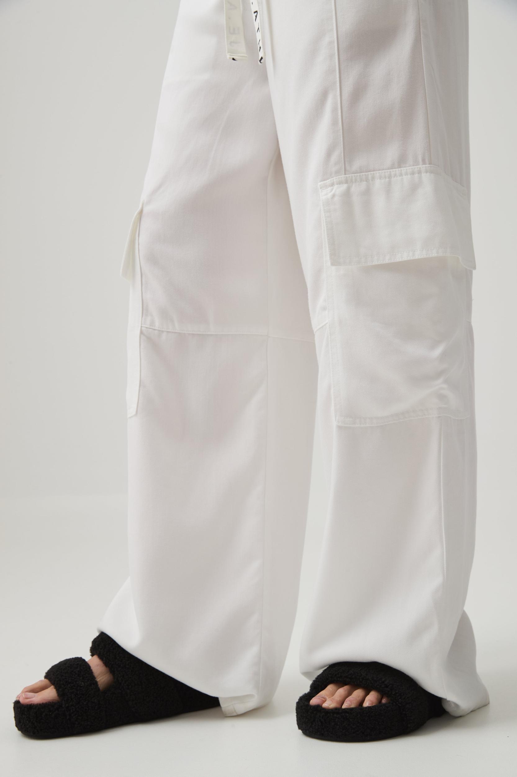 Drawstring Pant 512 Product Image