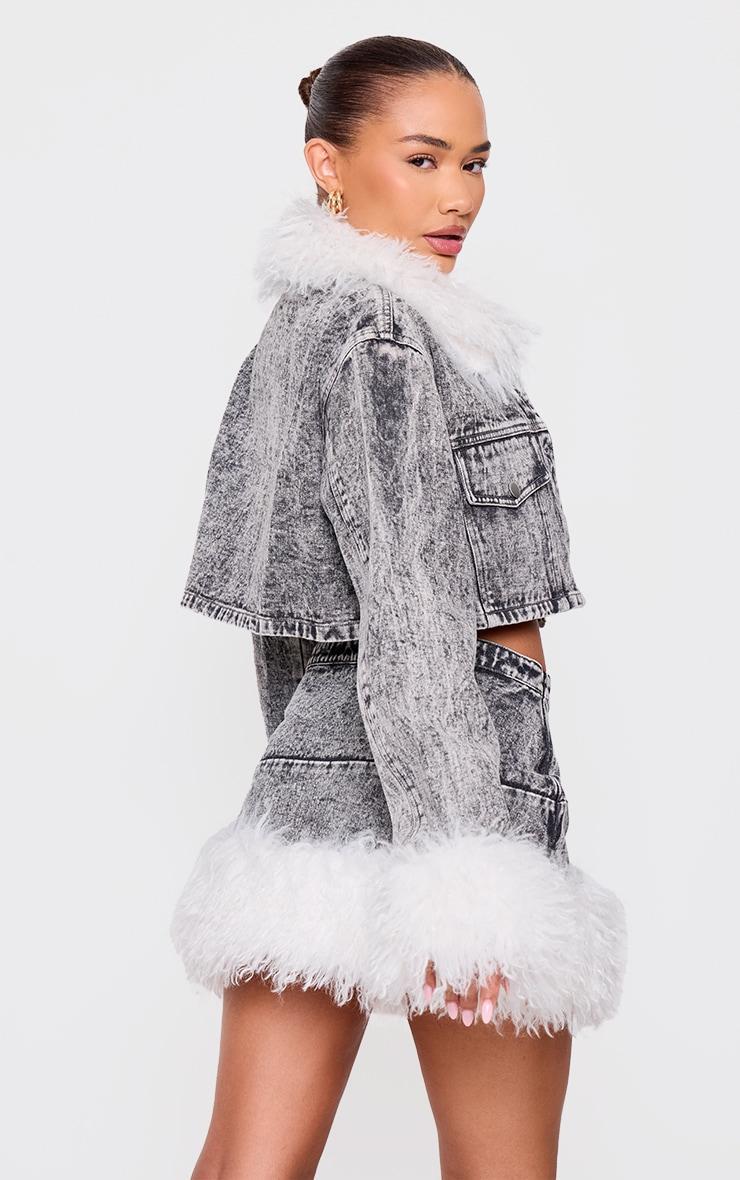 Petite Washed Black Denim Cropped Jacket With Fur Trims Product Image