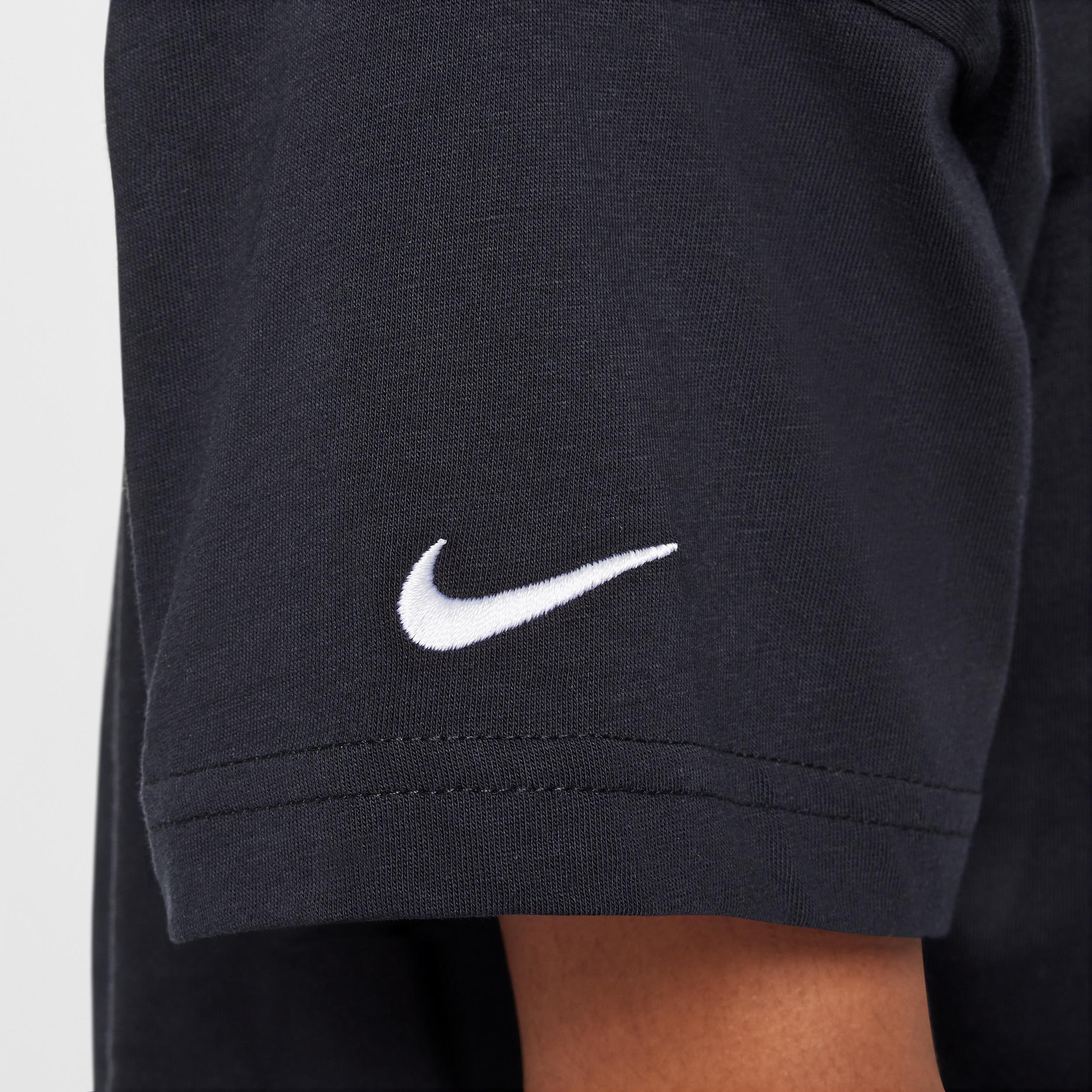 Unisex Nike Sportswear Girls T-Shirt | HM6303-010 Product Image