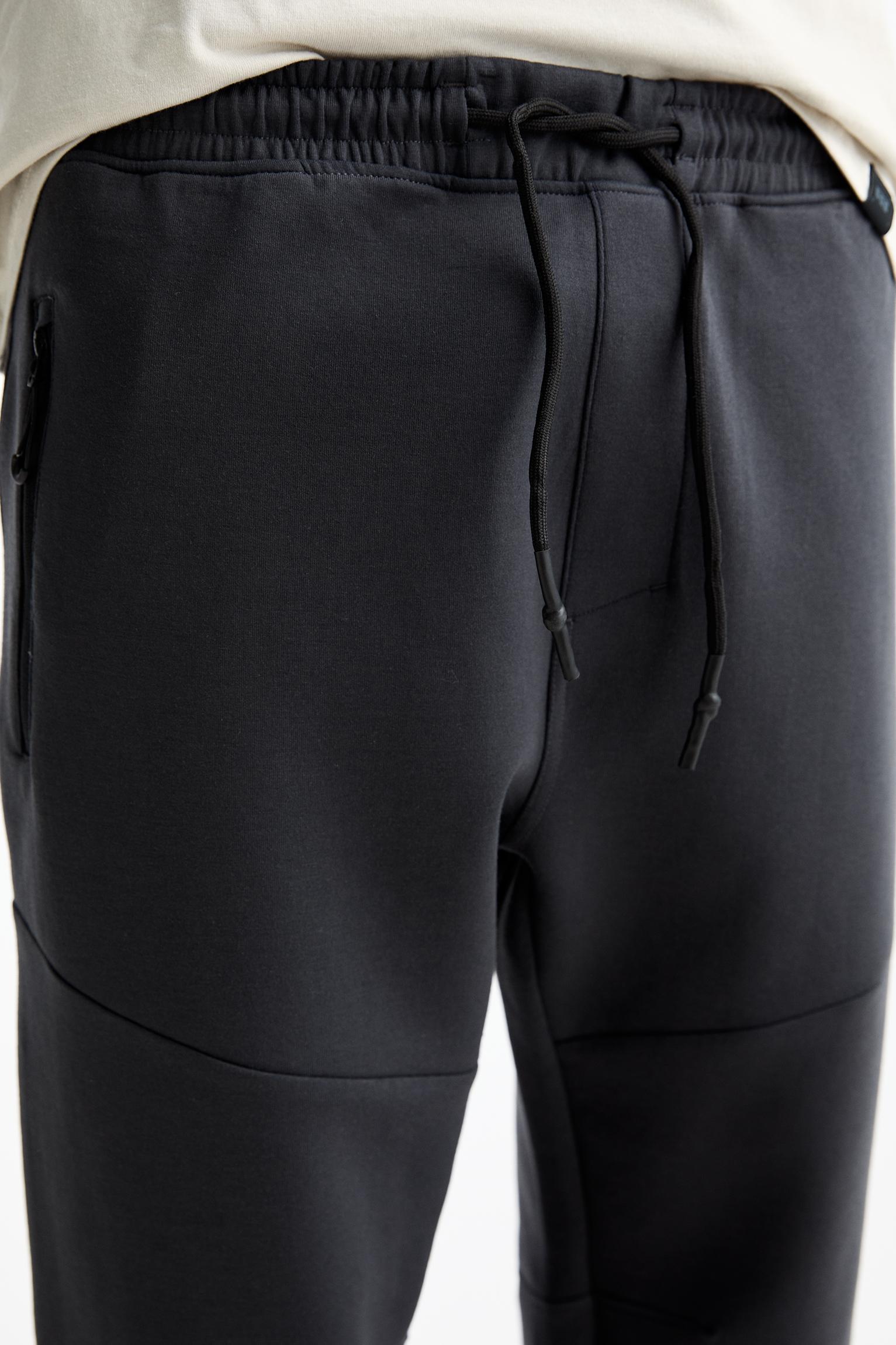 Technical sweatpants Product Image