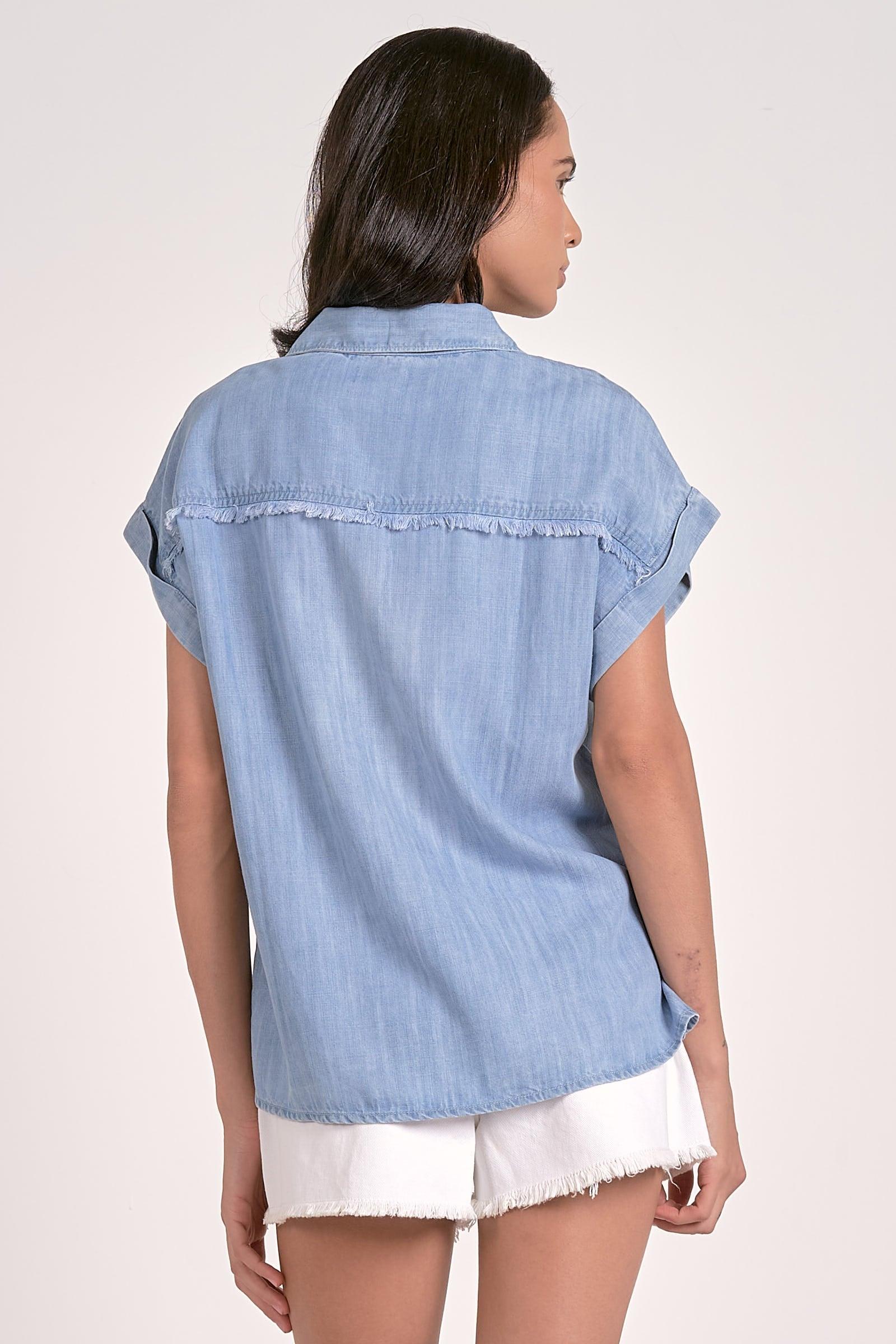 SHORT SLEEVE BUTTON DOWN Product Image