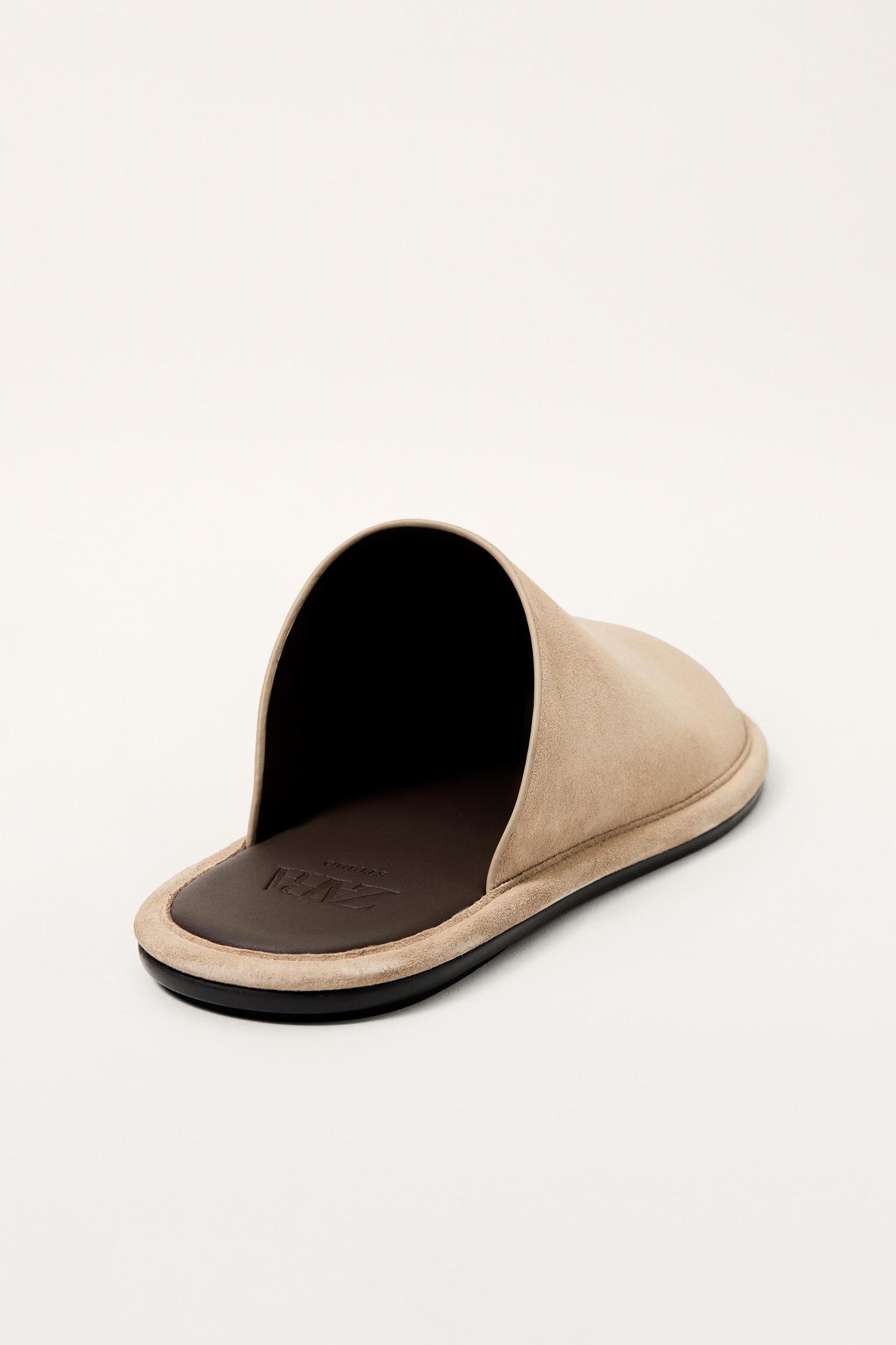 LIMITED EDITION LEATHER CLOGS Product Image