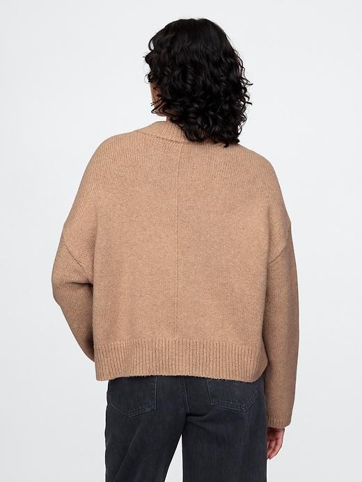 CashSoft Cropped High V-Neck Sweater Product Image