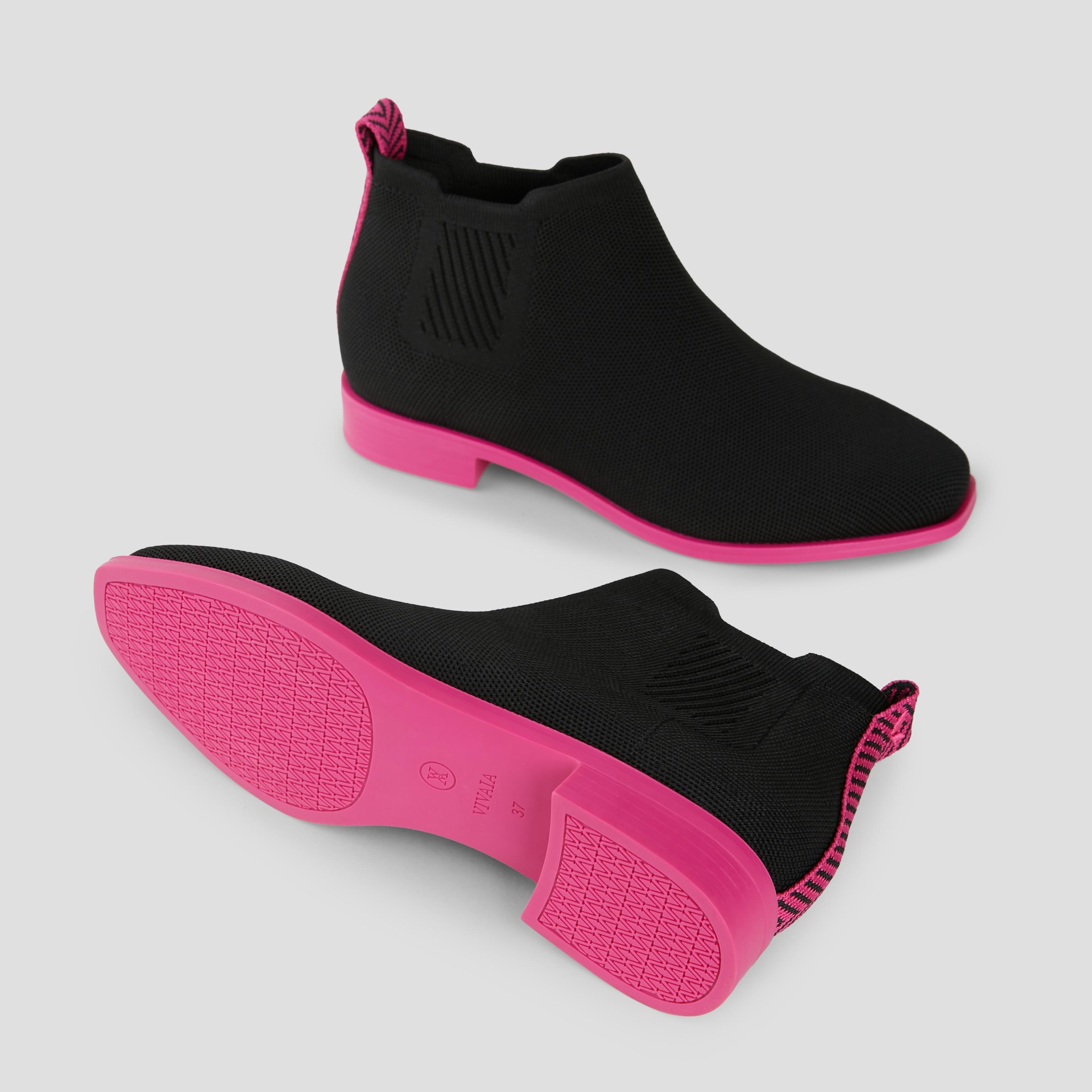 Square-Toe Water-Repellent Ankle Boots (Riley Pro) Product Image