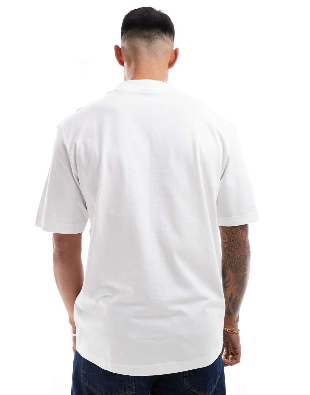 HUGO Blue Nieros t-shirt in white Product Image