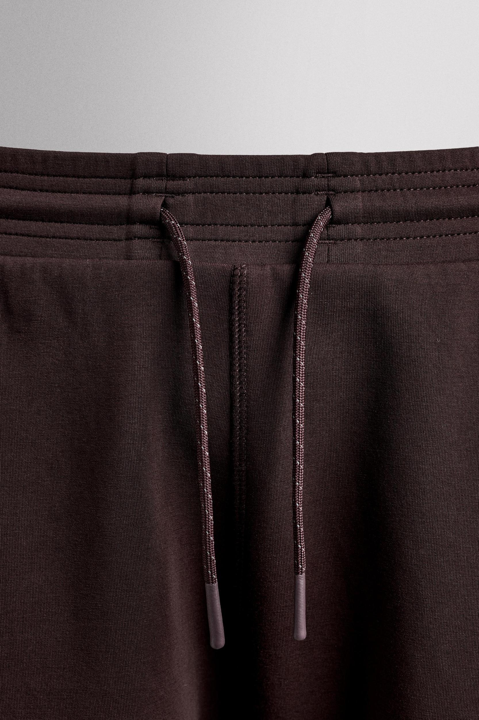 TECHNICAL ZIPPER PANTS Product Image