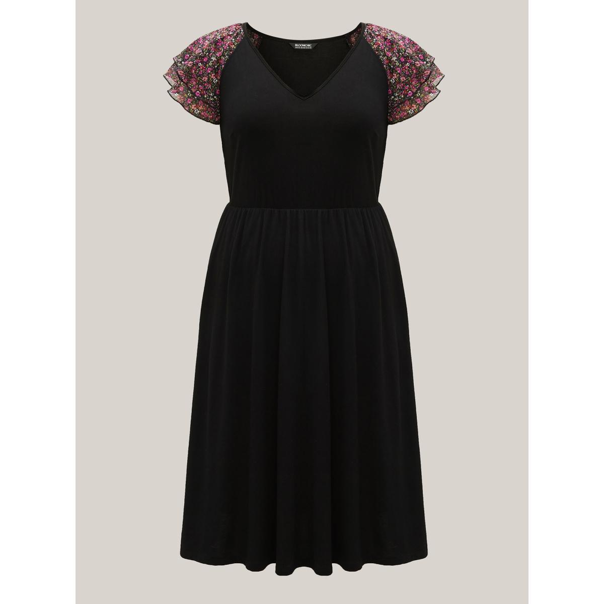 Plus Size Floral Sleeves Spliced Pockets Midi Dress Black Women V-neck Cap Sleeve Curvy BloomChic 18-20/2X Product Image