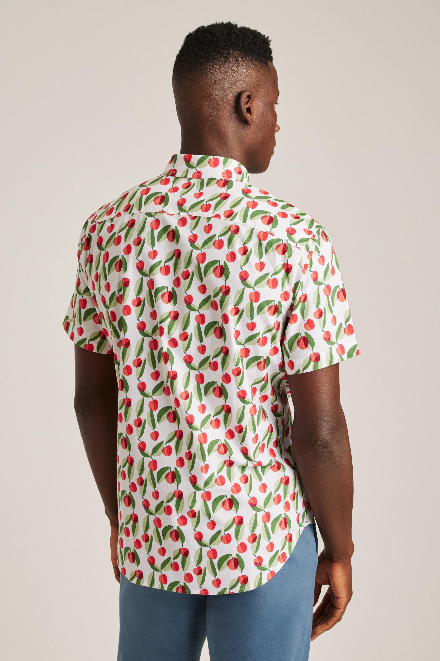 Riviera Short Sleeve Shirt Product Image