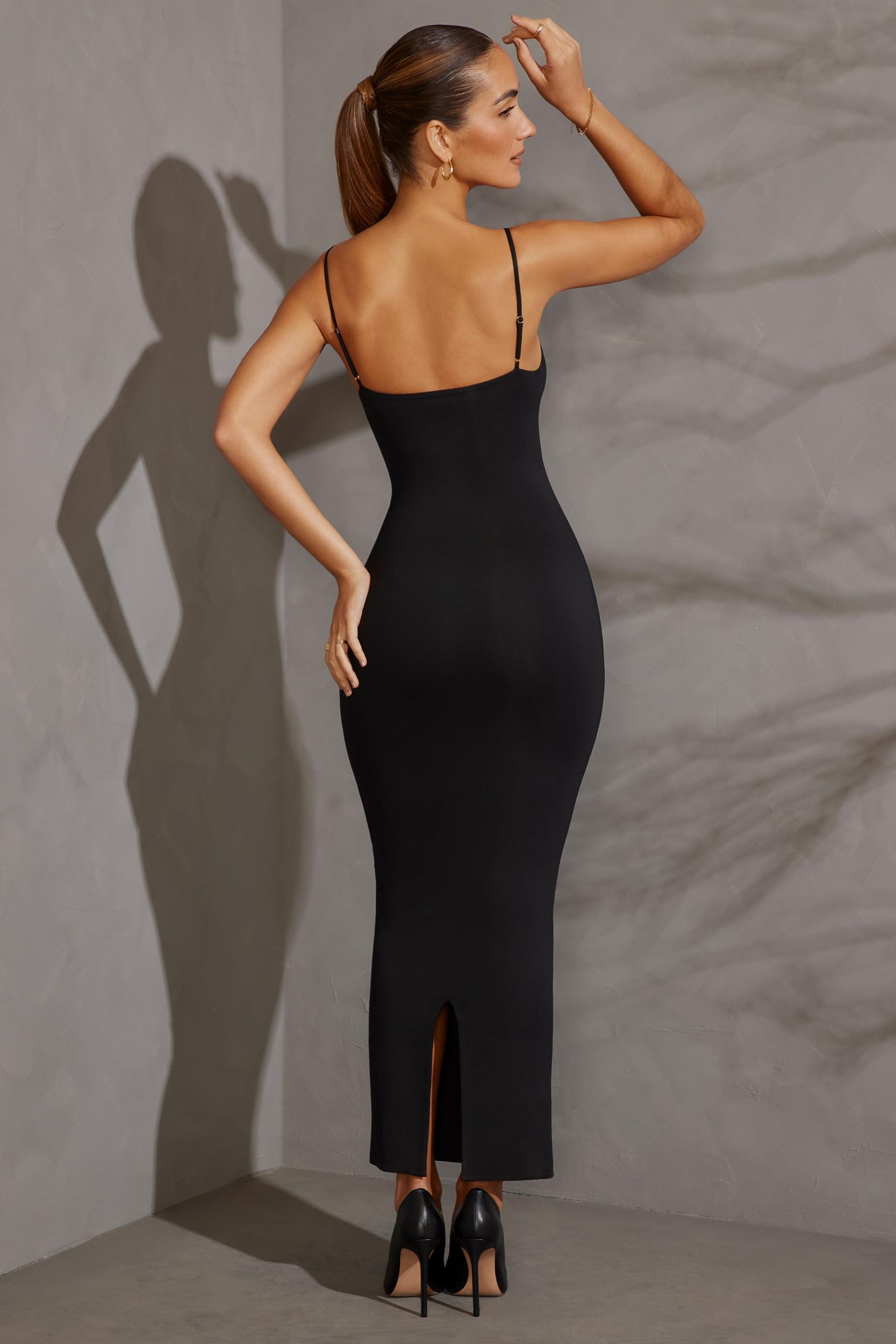 Scoop Neck Maxi Dress in Black Product Image