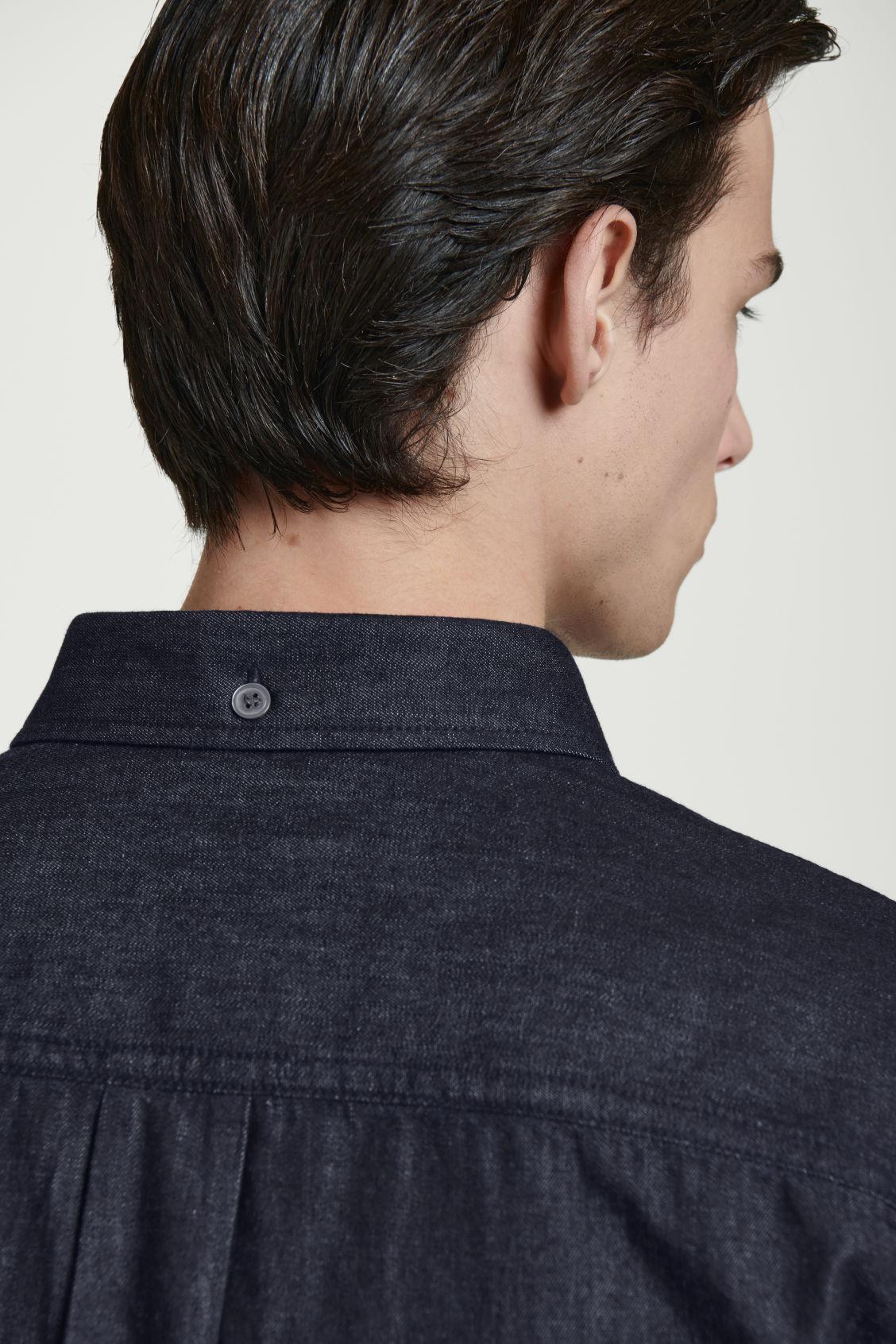 CHAMBRAY SHIRT Product Image