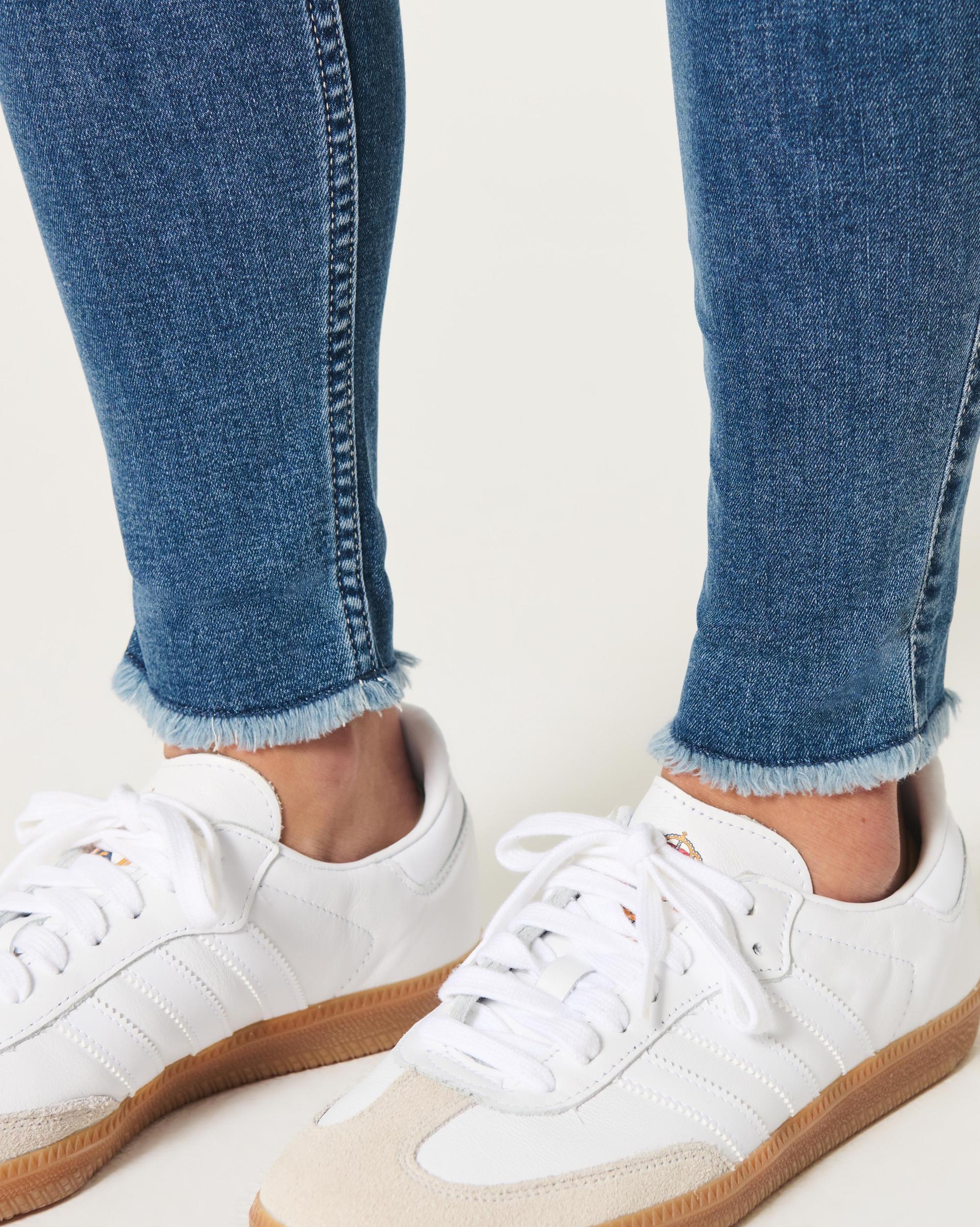 Curvy High-Rise Medium Wash Super Skinny Jeans Product Image