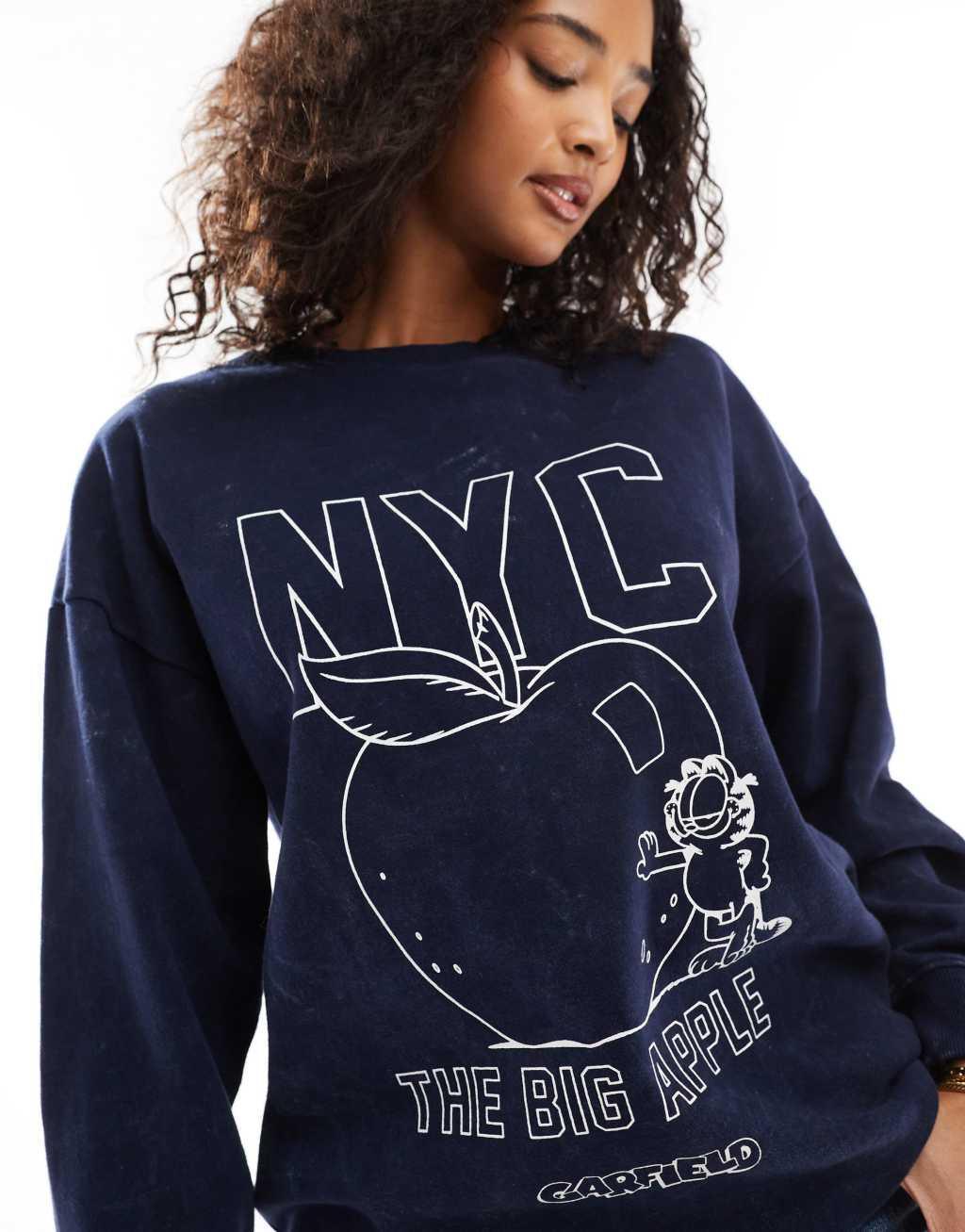 Daisy Street garfield NYC sweatshirt in navy Product Image