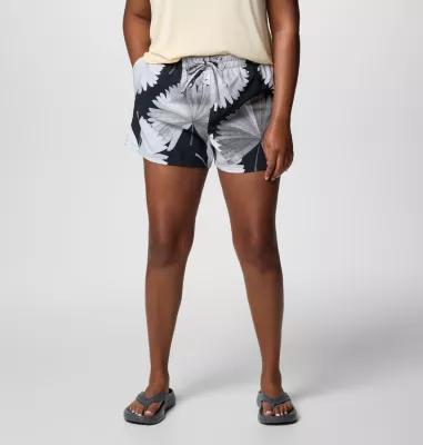 Columbia Women's Bogata Bay Print Shorts II - Plus Size- Product Image