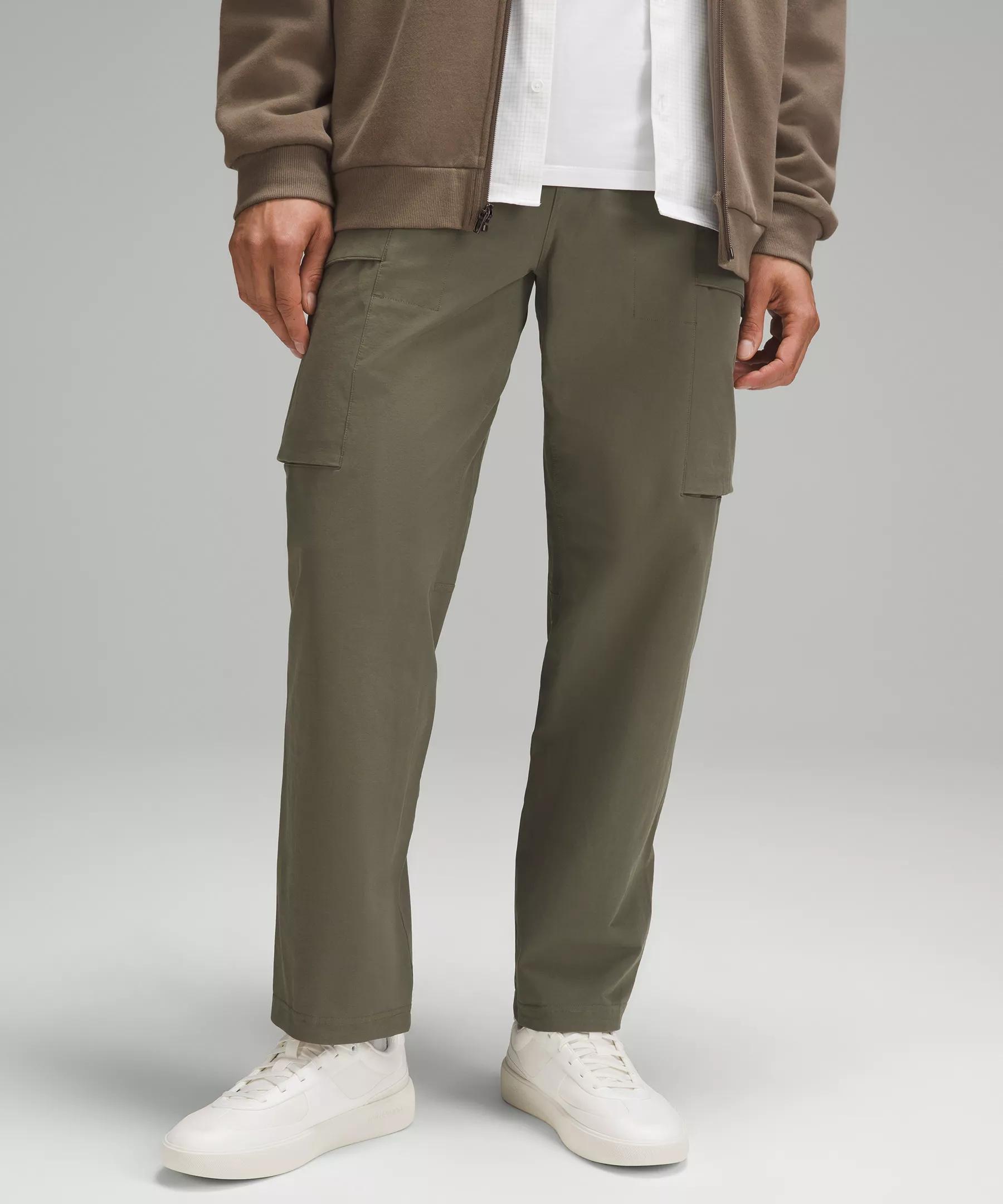 Stretch Cotton VersaTwill Relaxed-Fit Cargo Pant Product Image