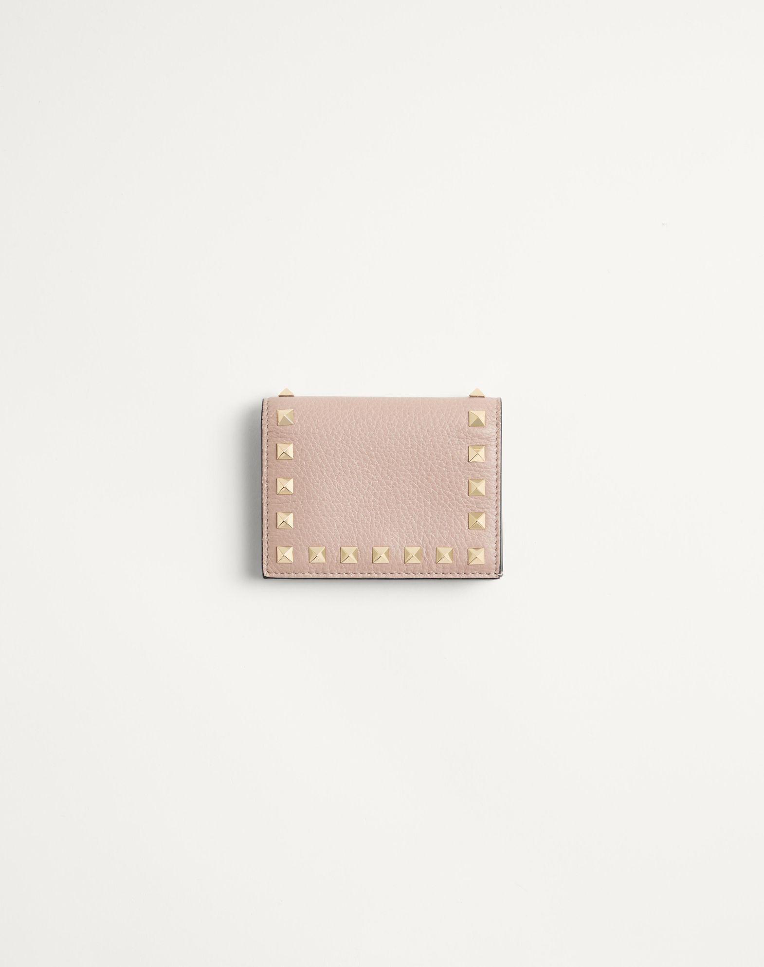 Small Rockstud Grainy Calfskin Wallet Product Image