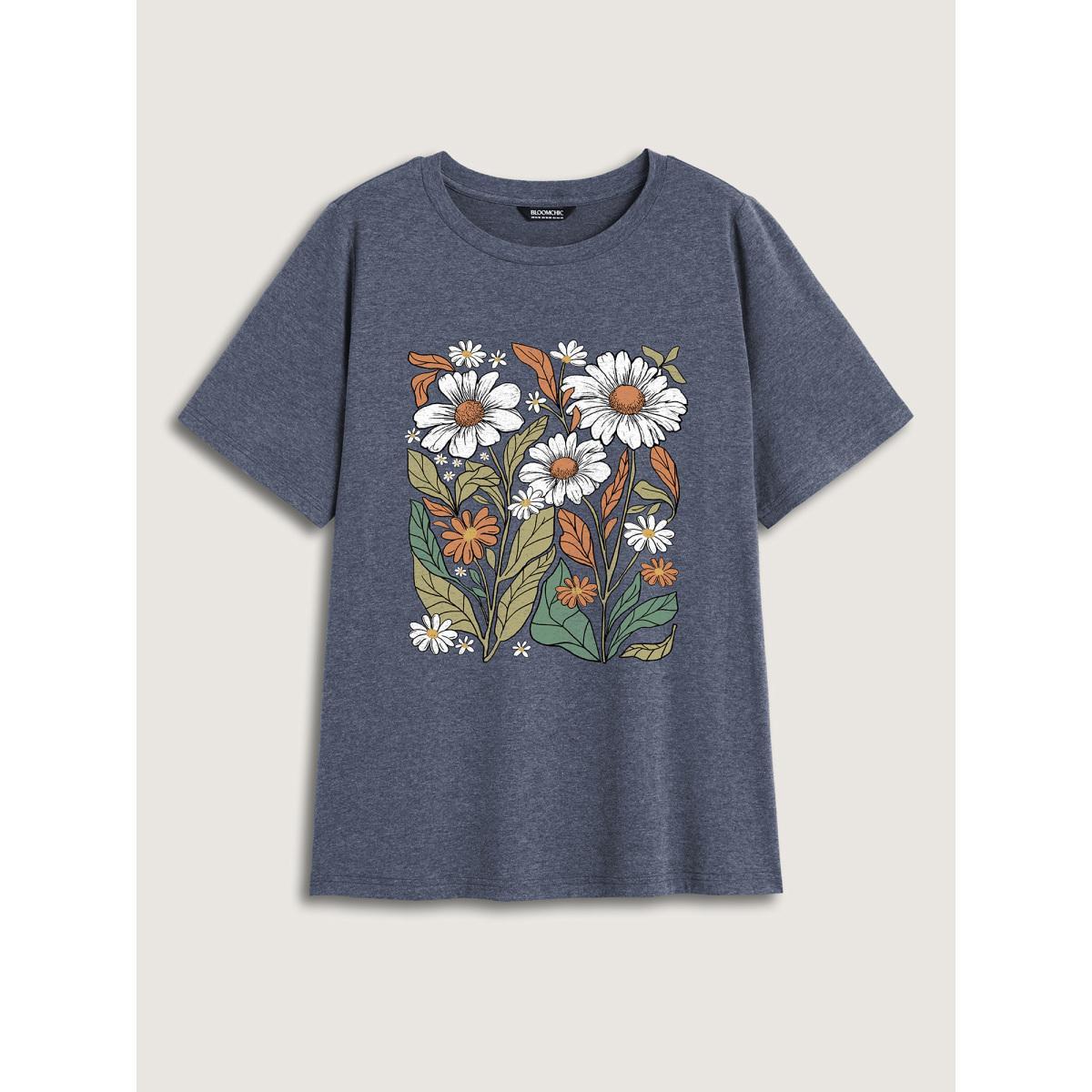 Plus Size Boho Floral Motif Round Neck T-Shirt Indigo Women Leisure Non Natural Flowers Round Neck Casual T-shirts BloomChic 28/5X Product Image