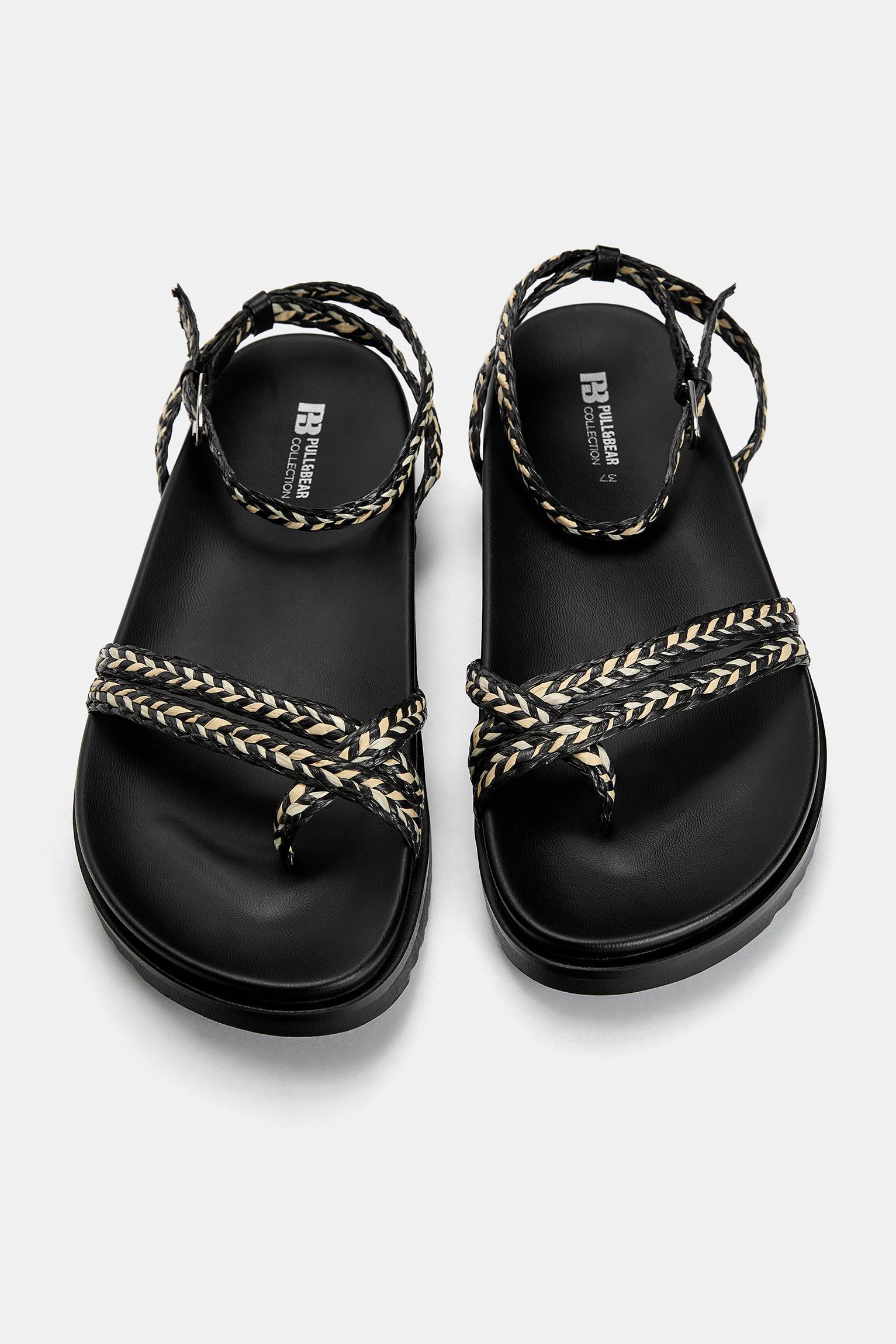 Braided flat sandals Product Image