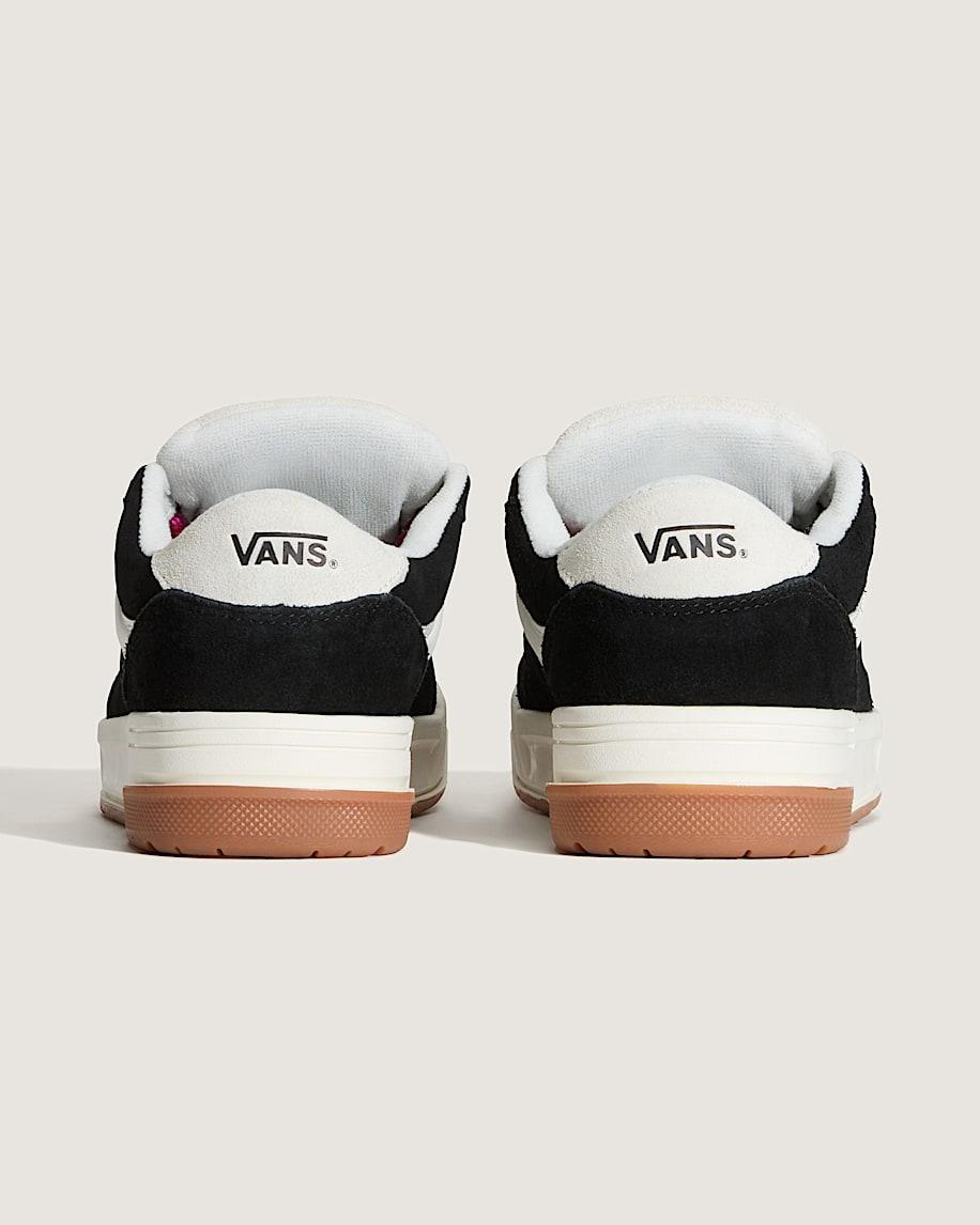 Hylane Shoe in Black| Vans US Product Image