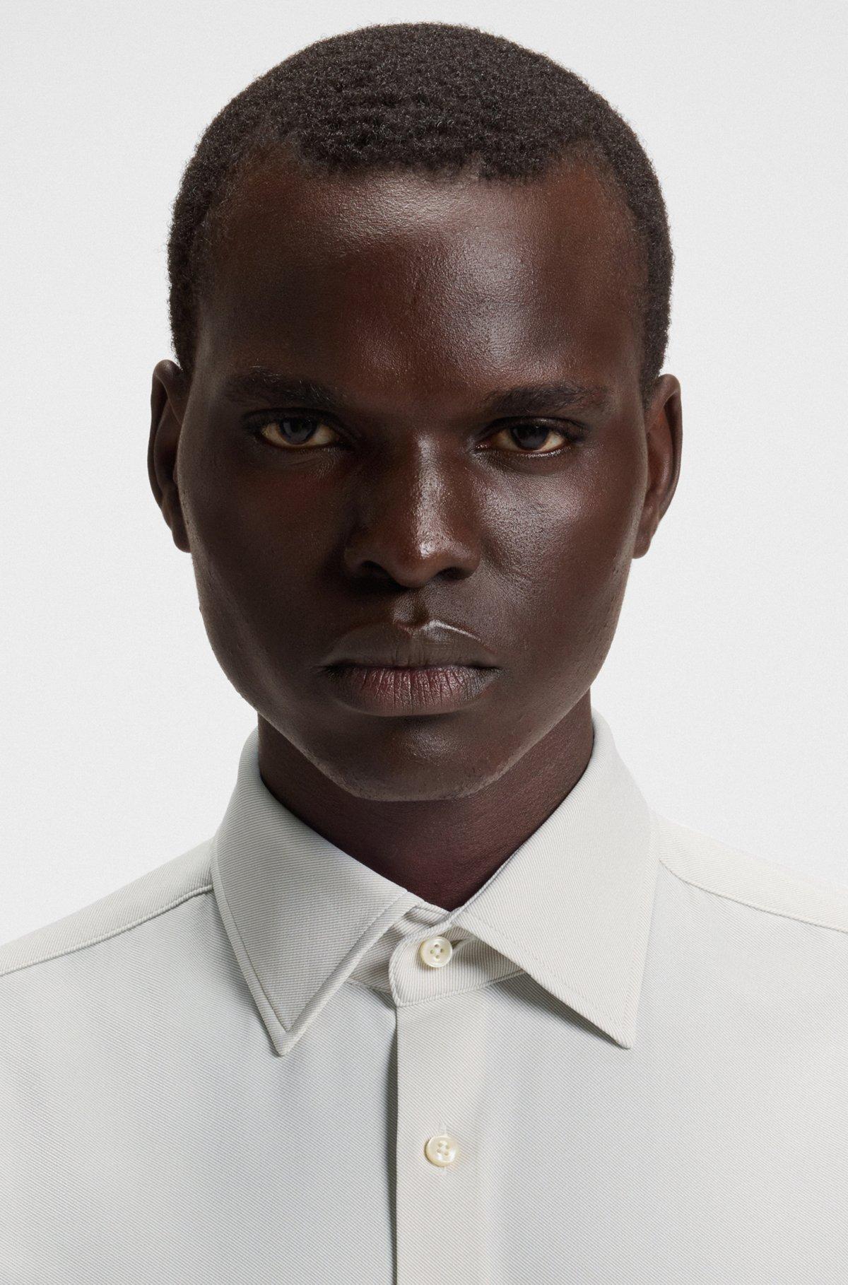 Printed slim-fit shirt in performance-stretch fabric Product Image